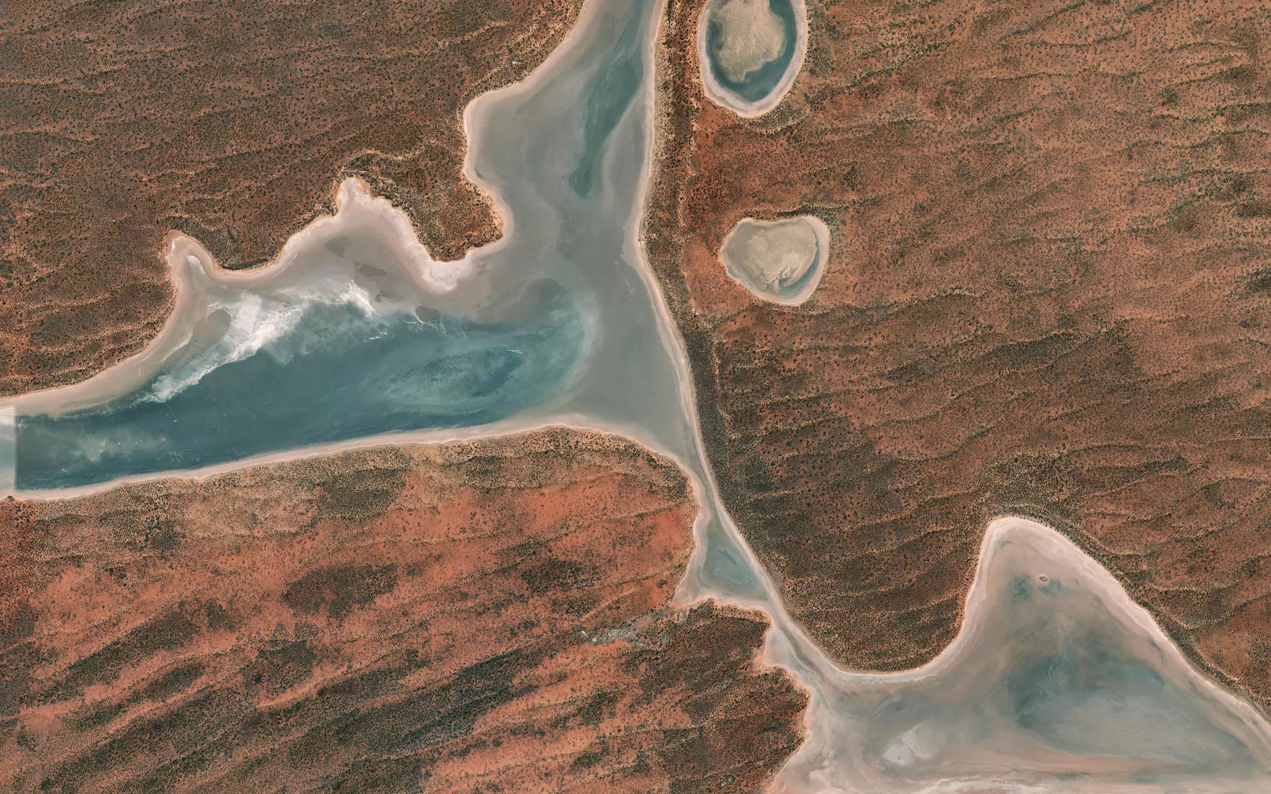 Serpentine Lakes