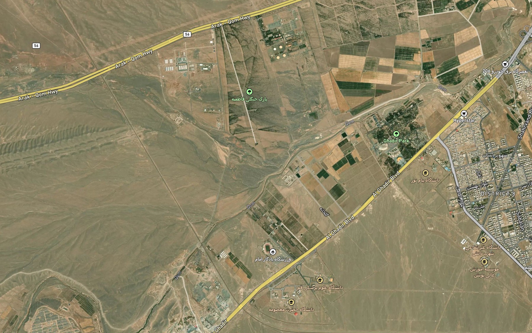 Satellite map of the Rudkhaneh-ye Qamrud