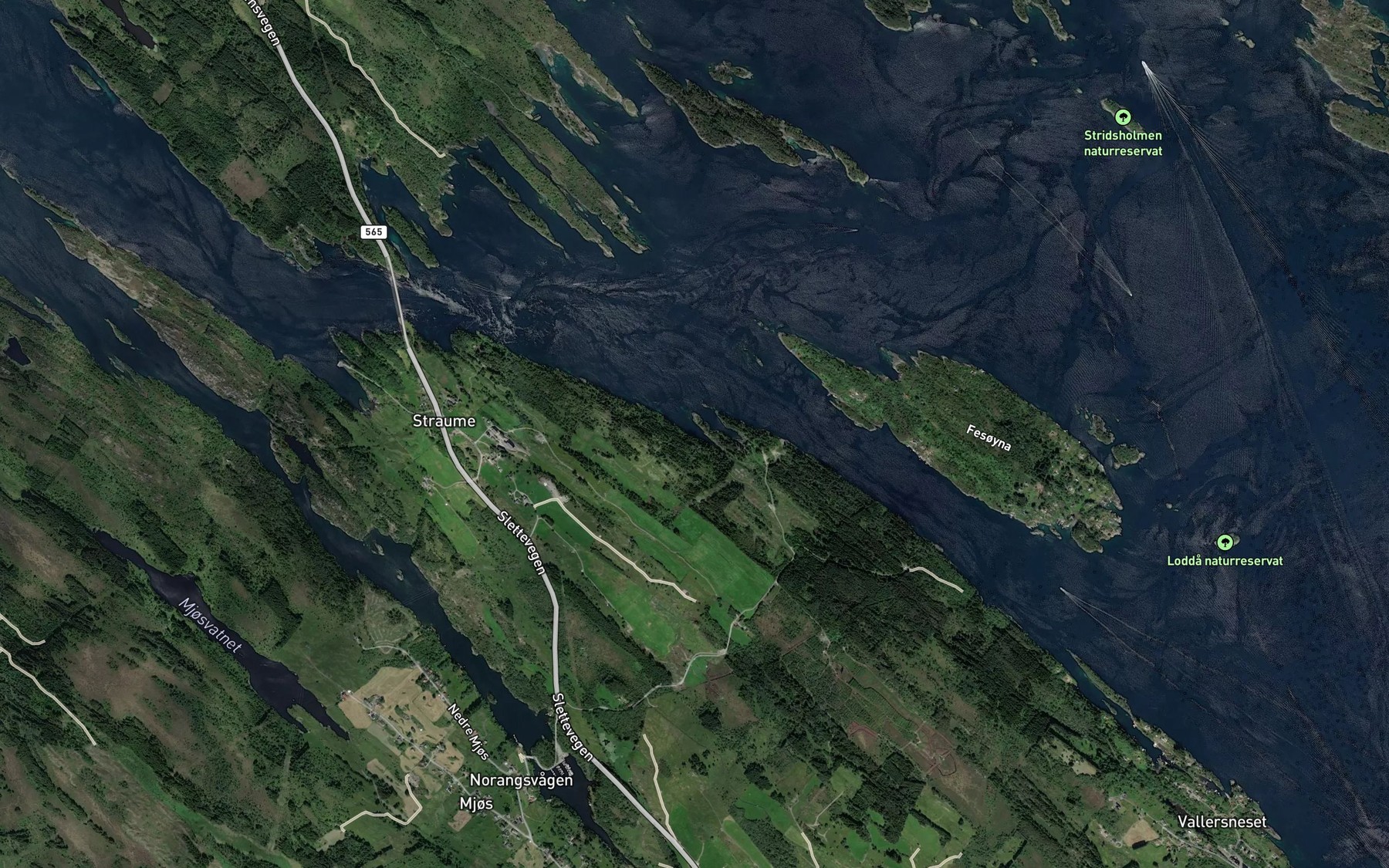 Satellite map of the Vestre Saltviki
