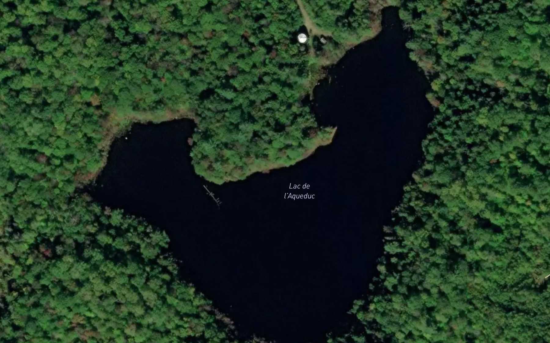 Satellite map of the Lac de l'Aqueduc