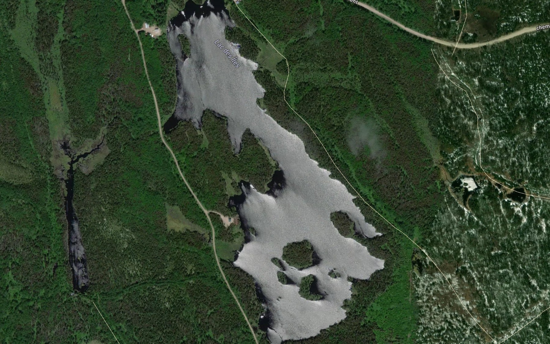 Satellite map of the Lac des Iles