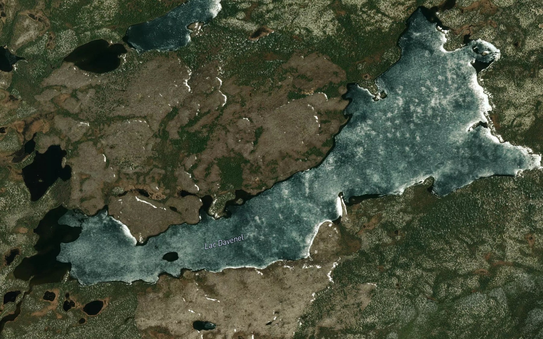 Satellite map of the Lac Davenel