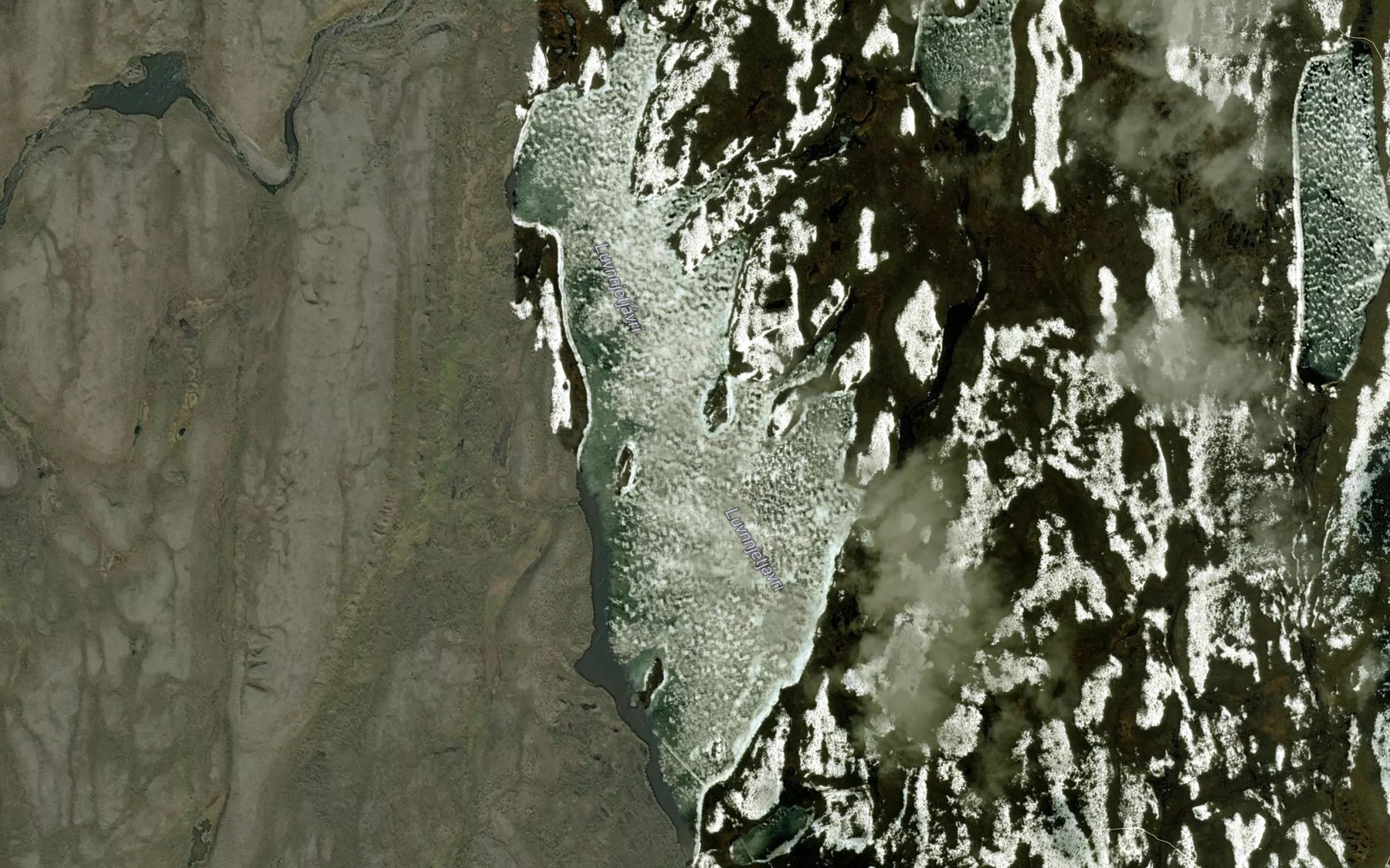 Satellite map of the Luvnjetjavri