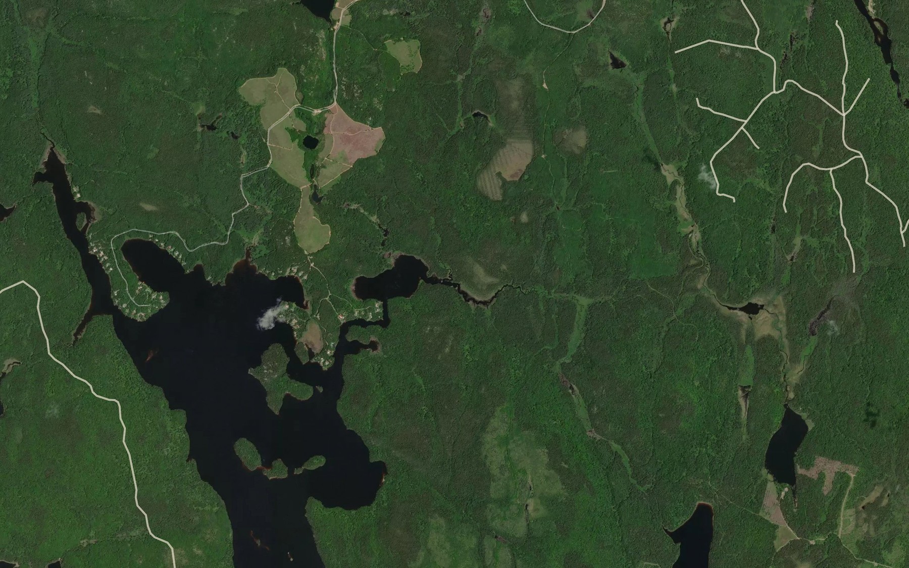 Satellite map of the Riviere Goeland