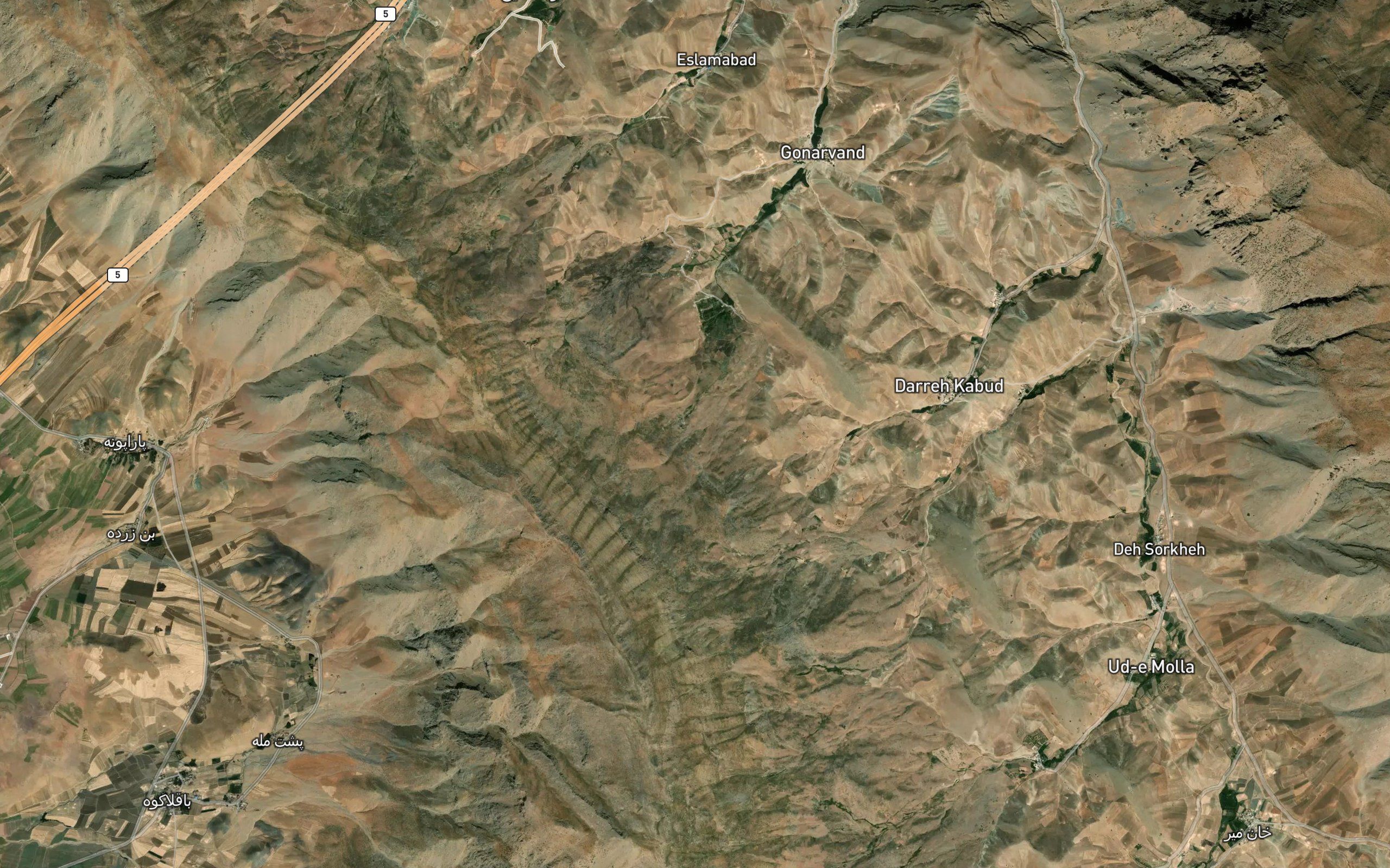 Cheshmeh-ye Sarab Kamareh