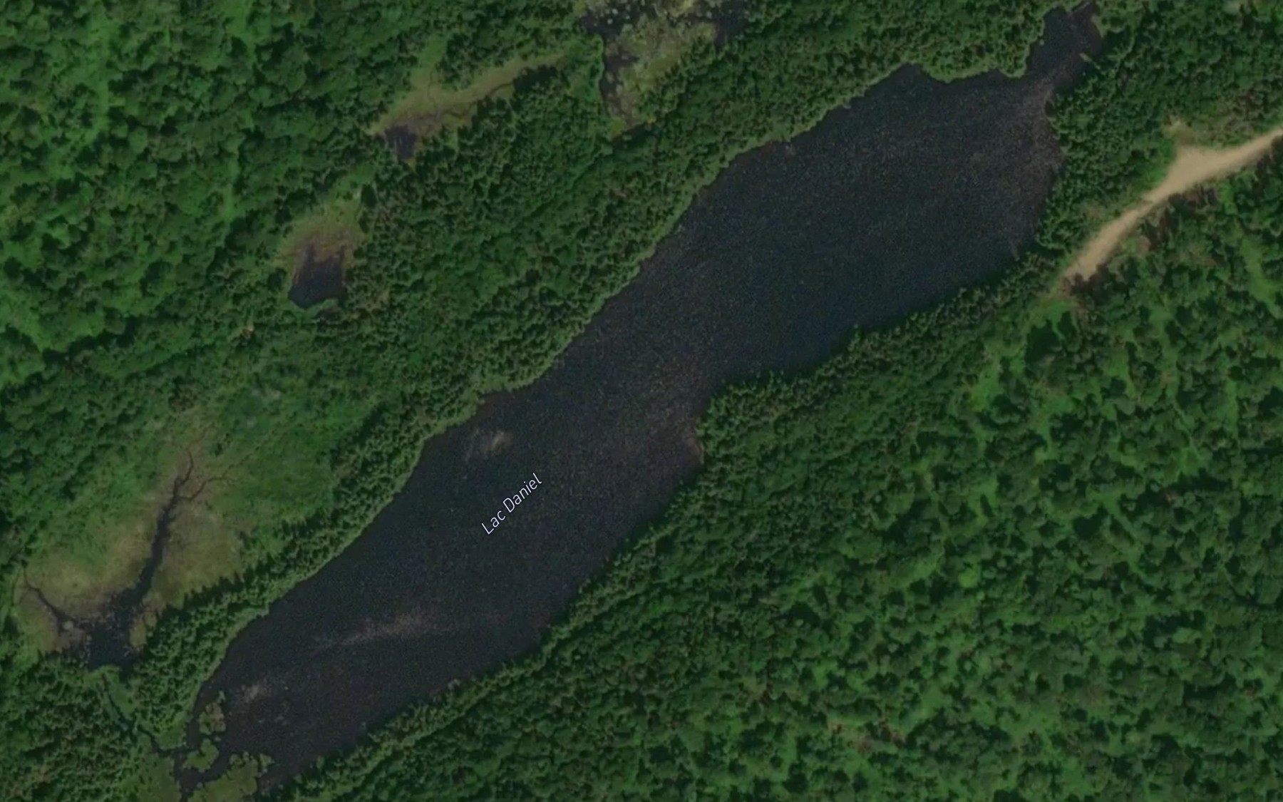 Satellite map of the Lac Daniel