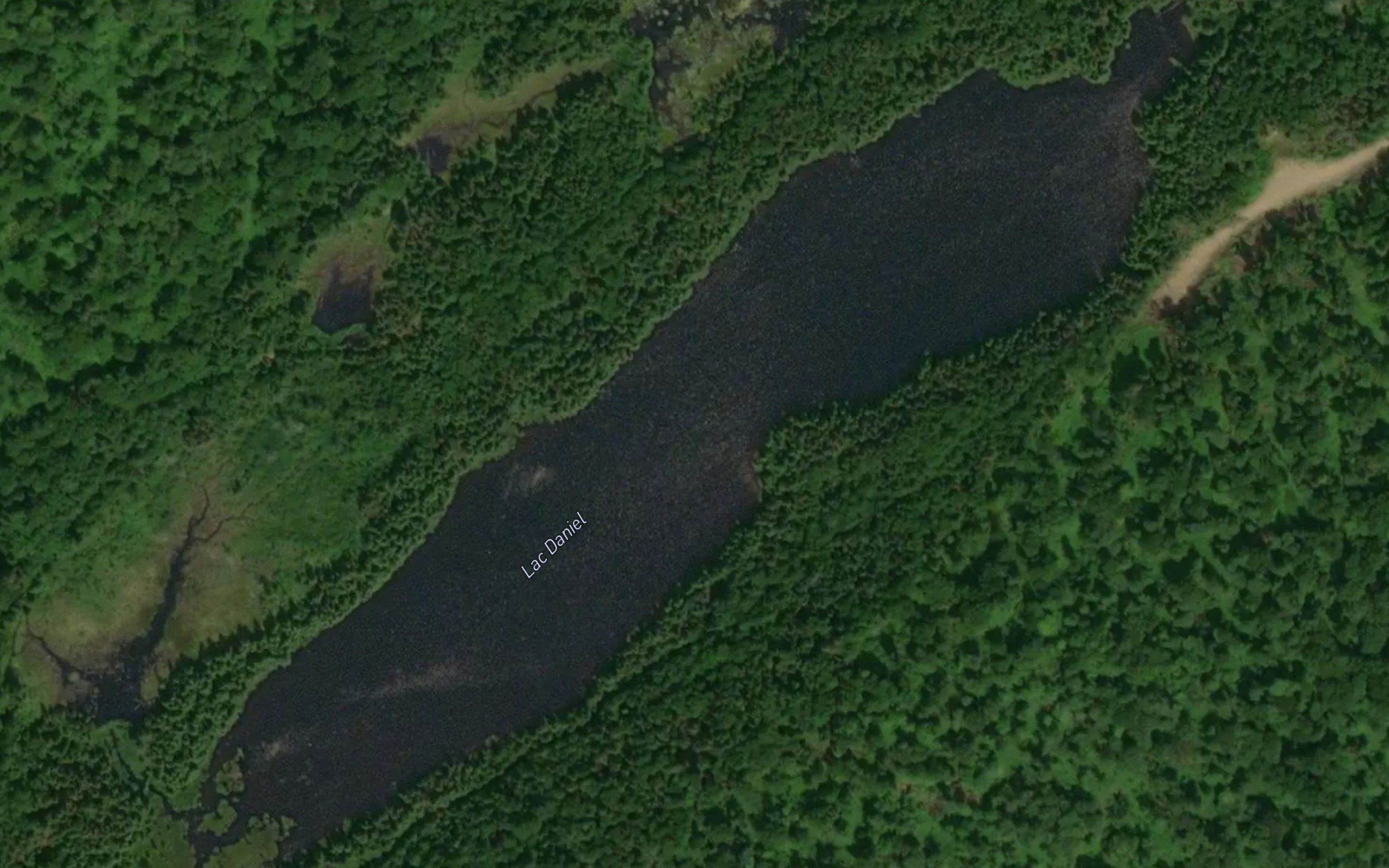 Lac Daniel
