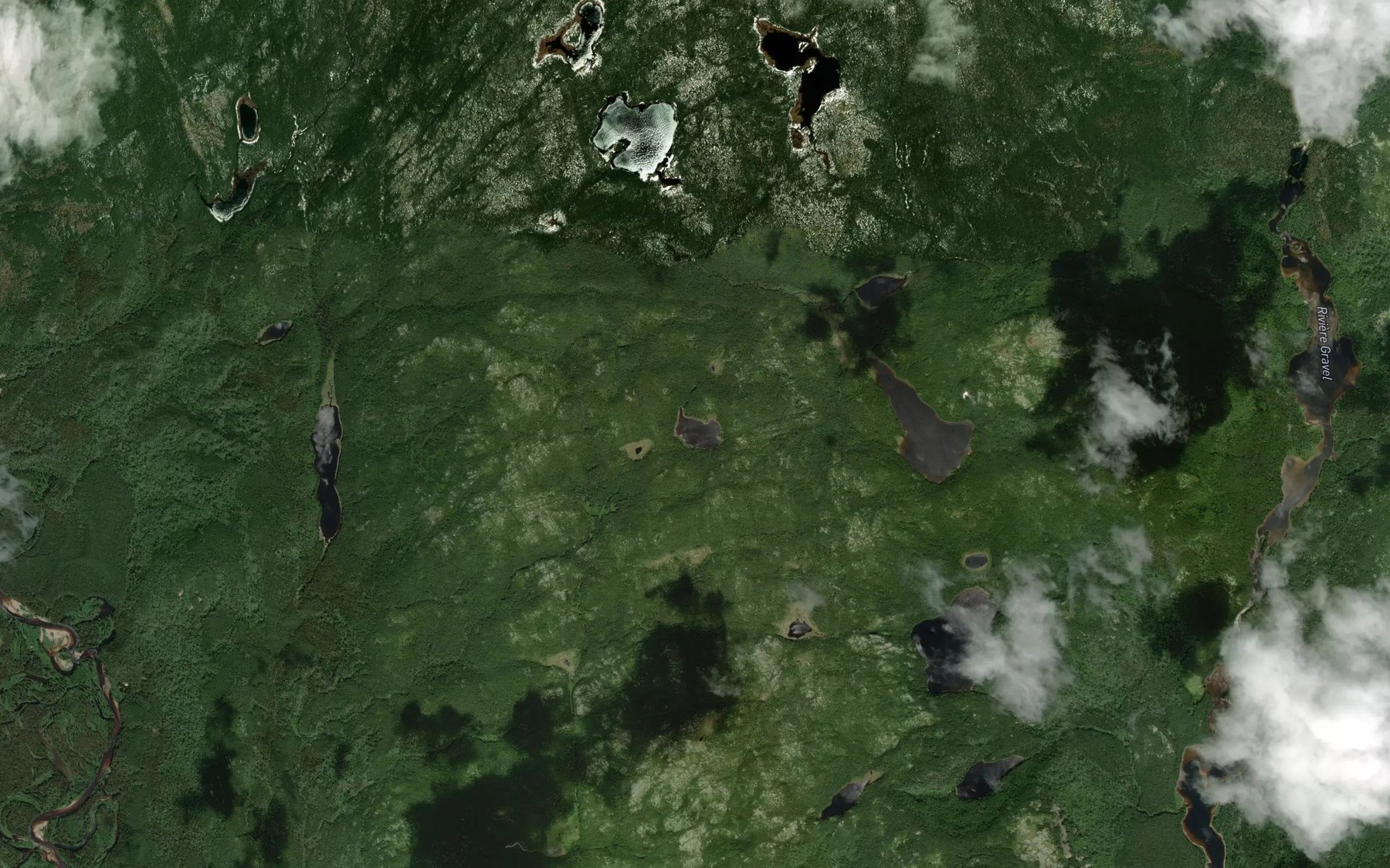 Satellite map of the Lac Pouillieu