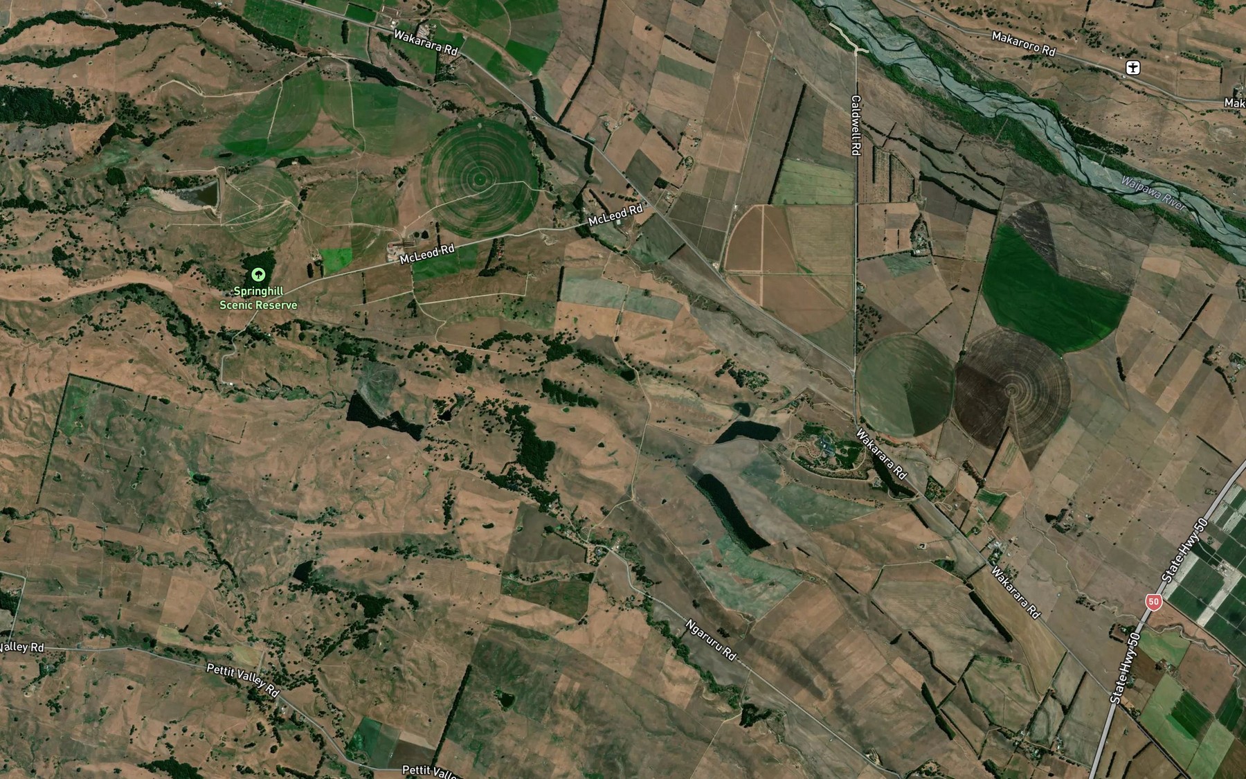 Satellite map of the Kahahakuri Stream