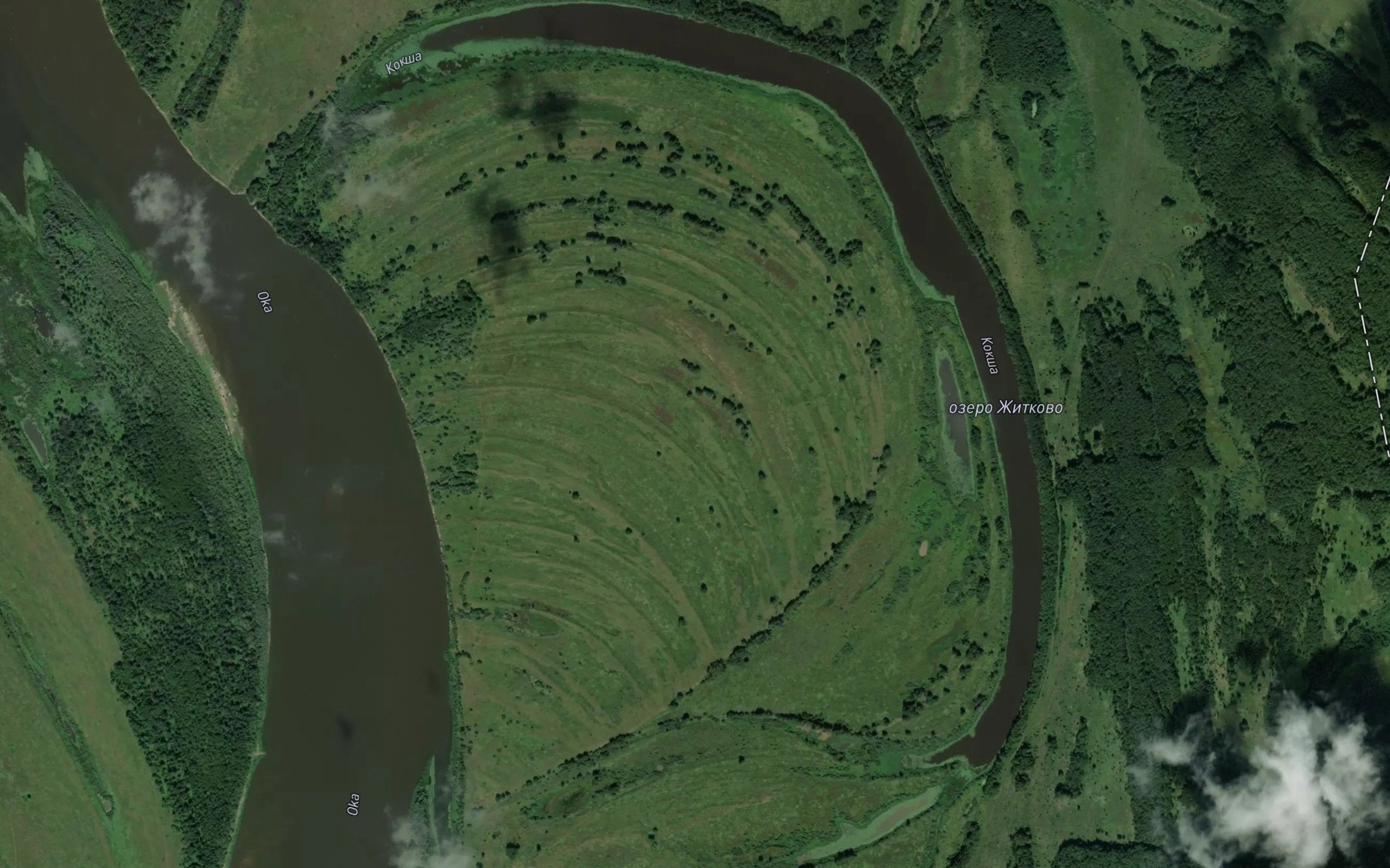 Satellite map of the Ozero Zhitkovo