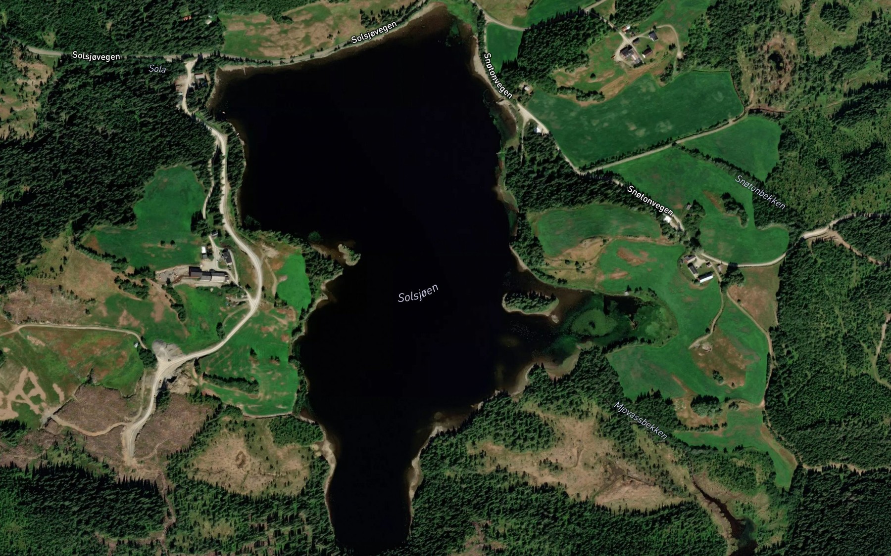 Satellite map of the Solsjoen