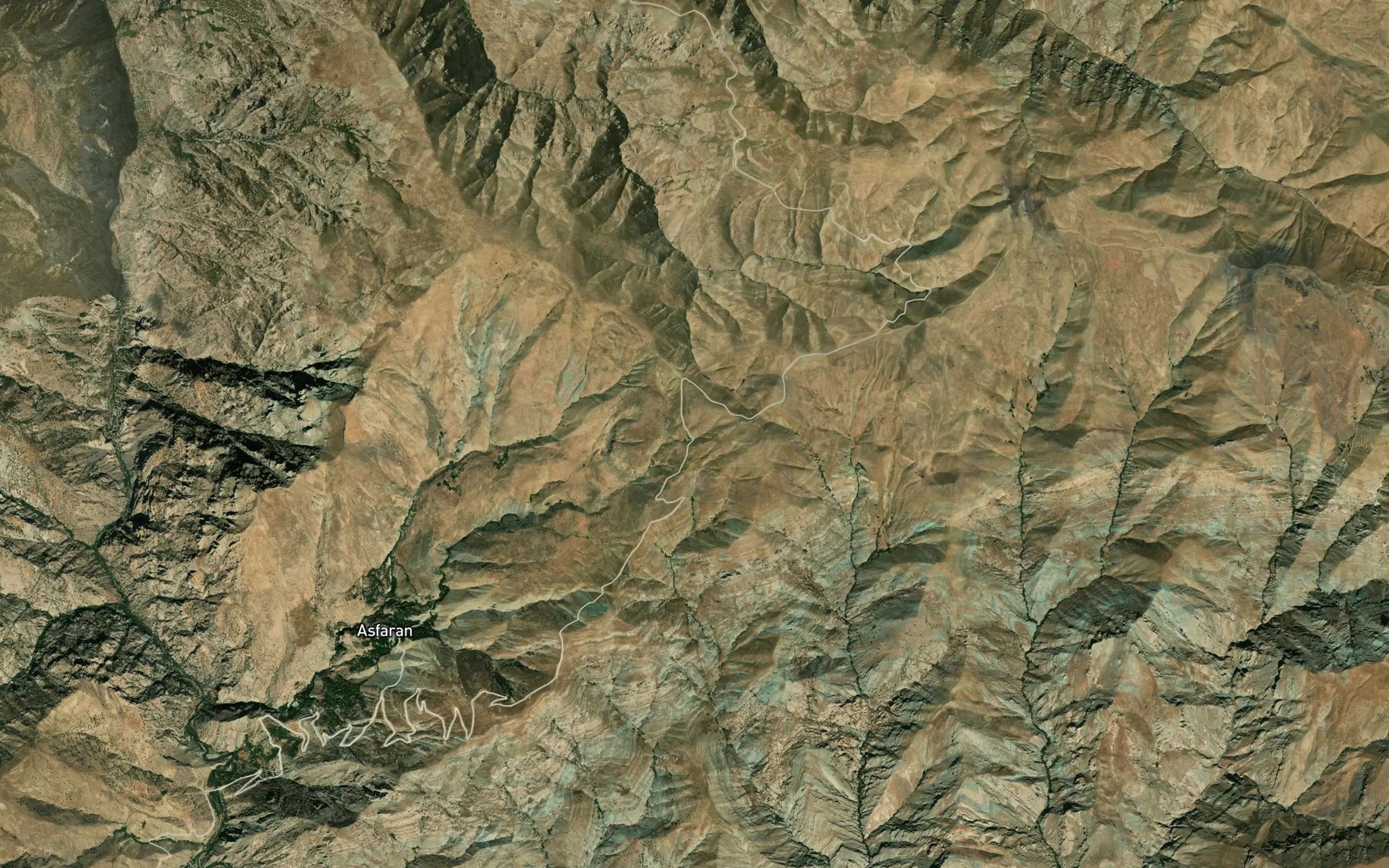 Satellite map of the Cheshmeh-ye Pirahani Cheshmeh