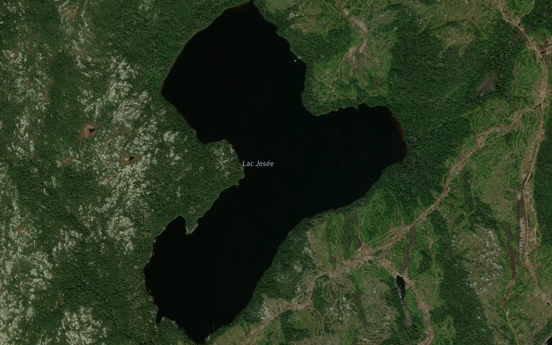 Satellite map of the Lac Josee