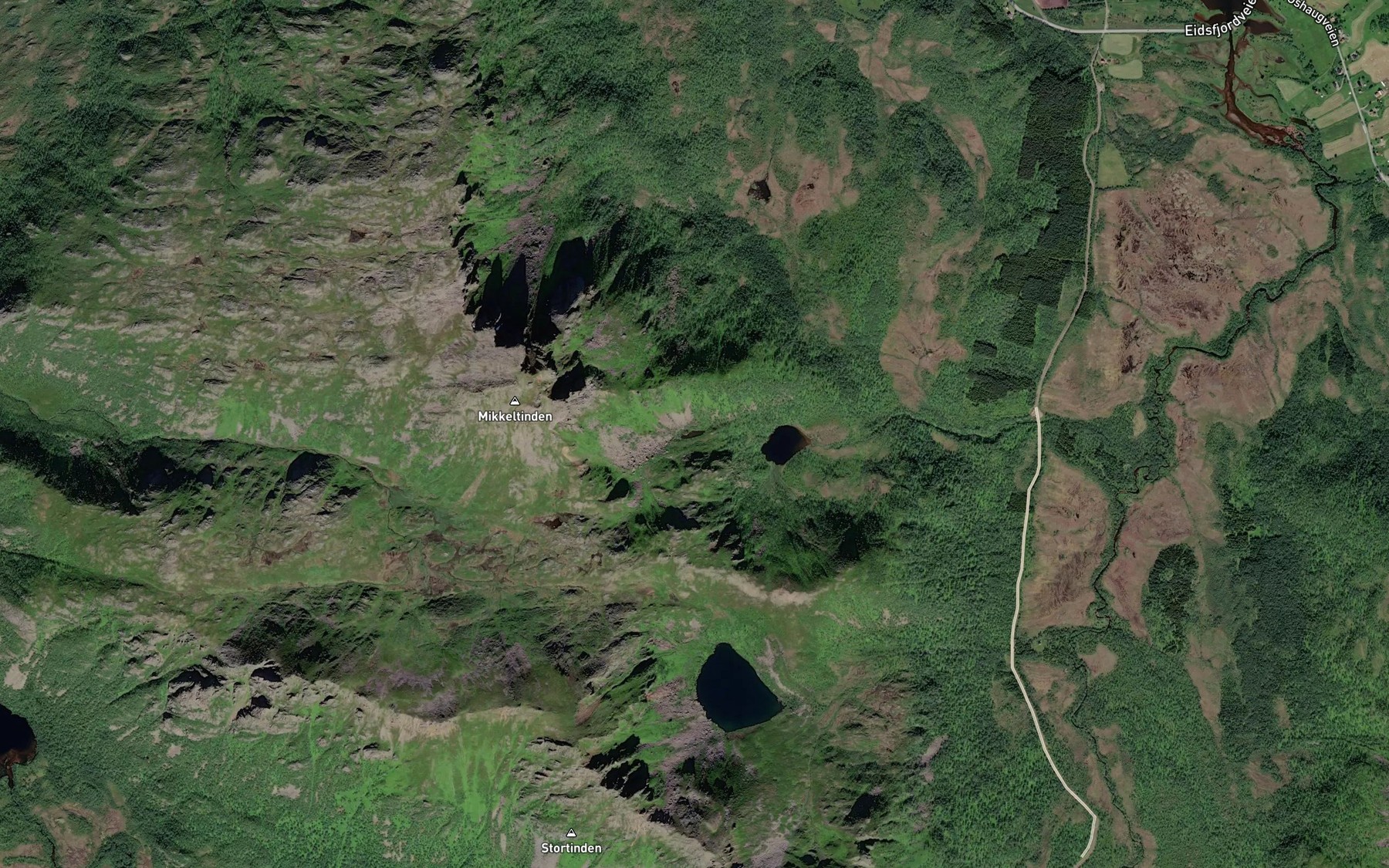 Satellite map of the Skeivatnet