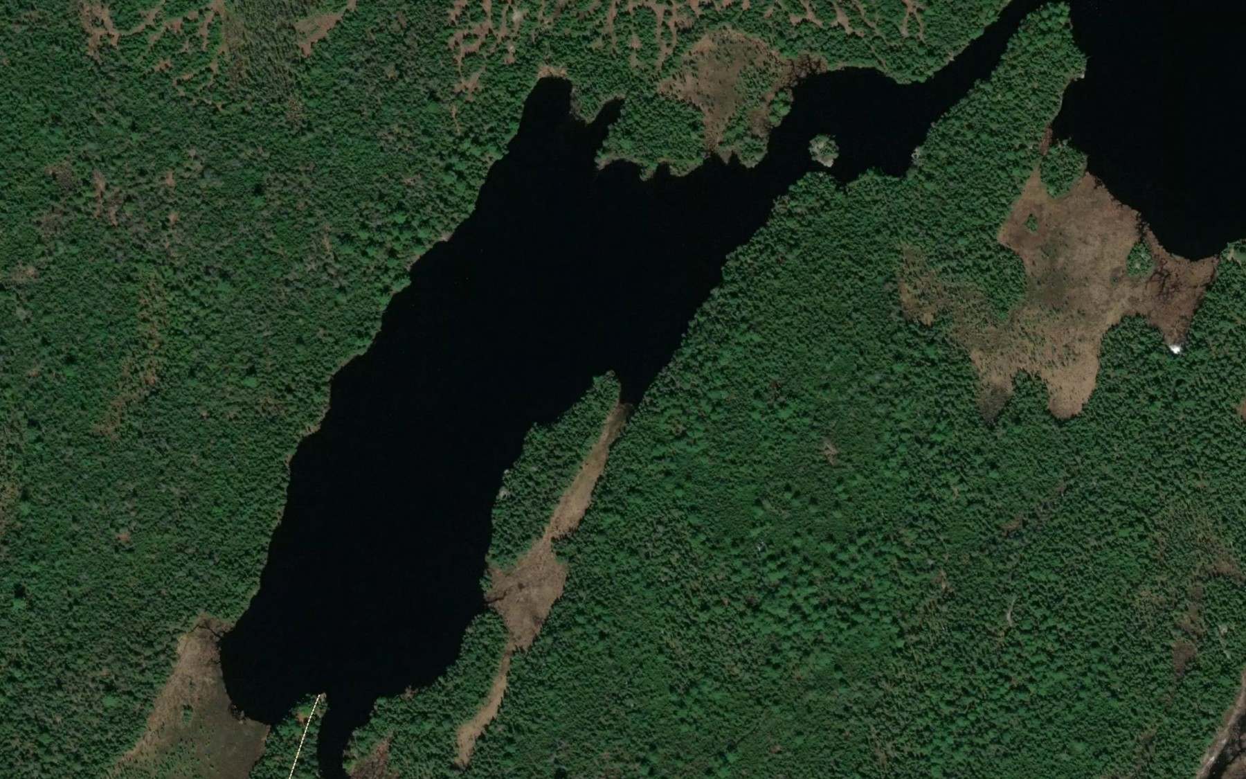 Satellite map of the Troisieme lac du Portage du Sauvage