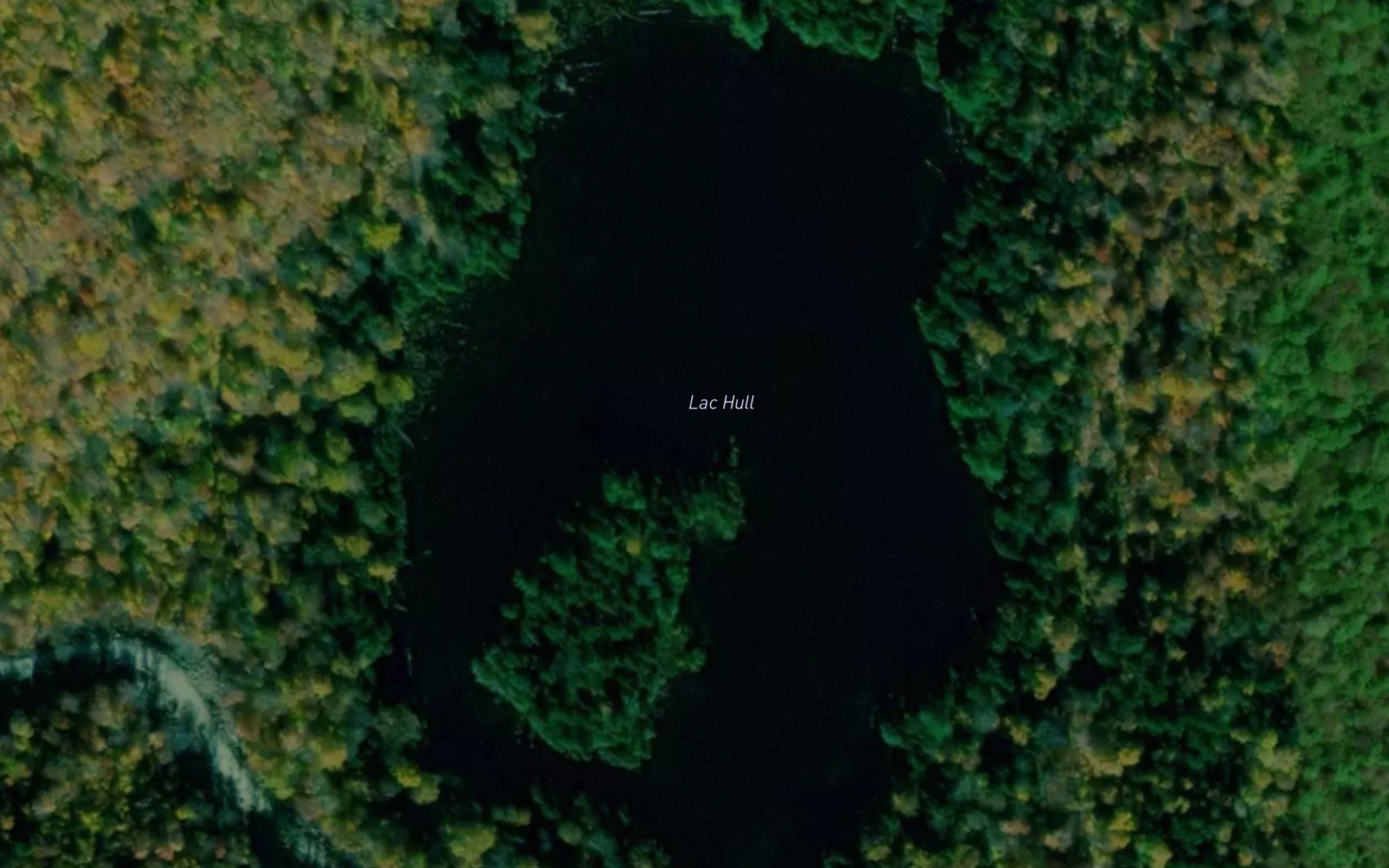 Lac Hull