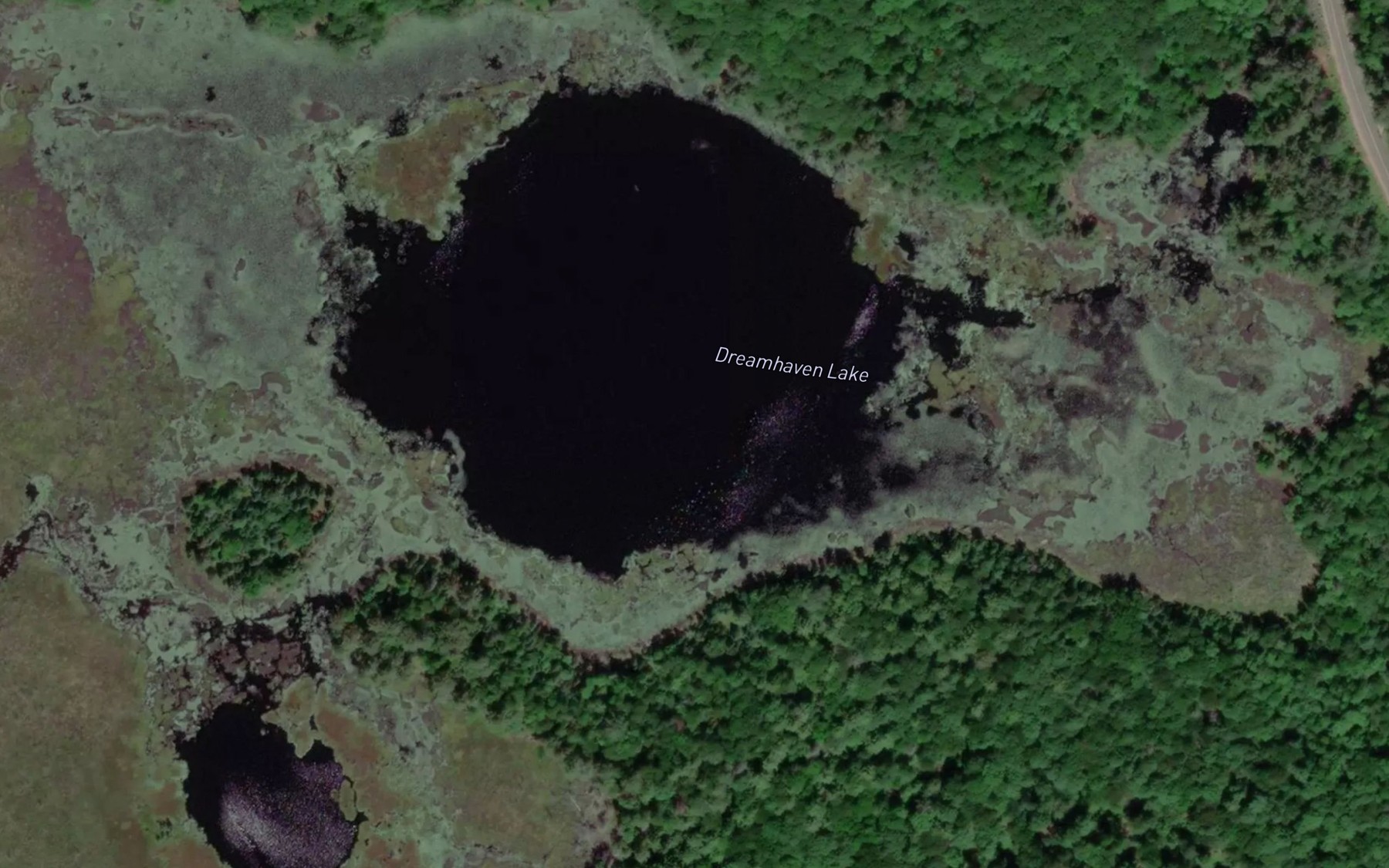 Satellite map of the Dreamhaven Lake