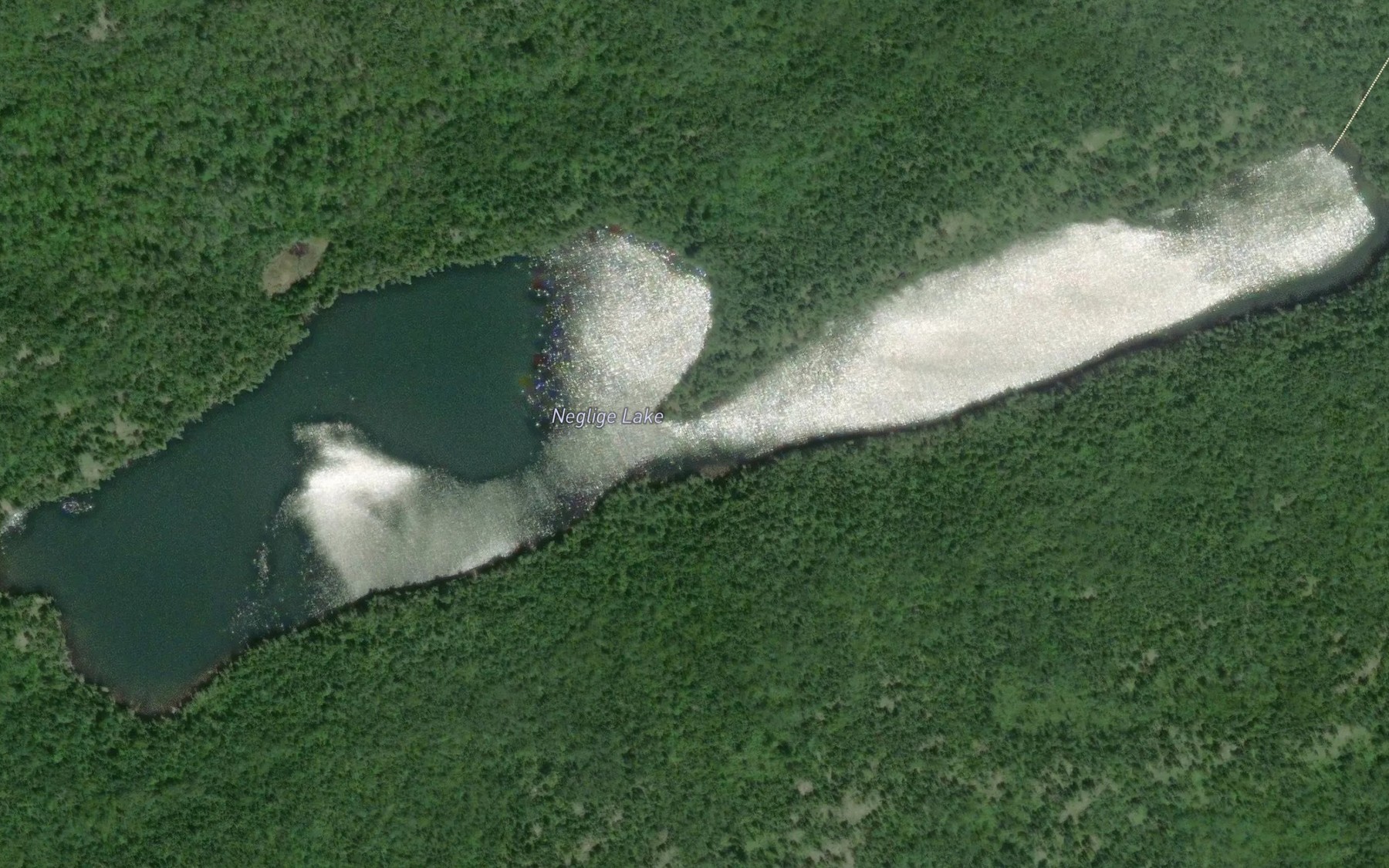 Satellite map of the Neglige Lake
