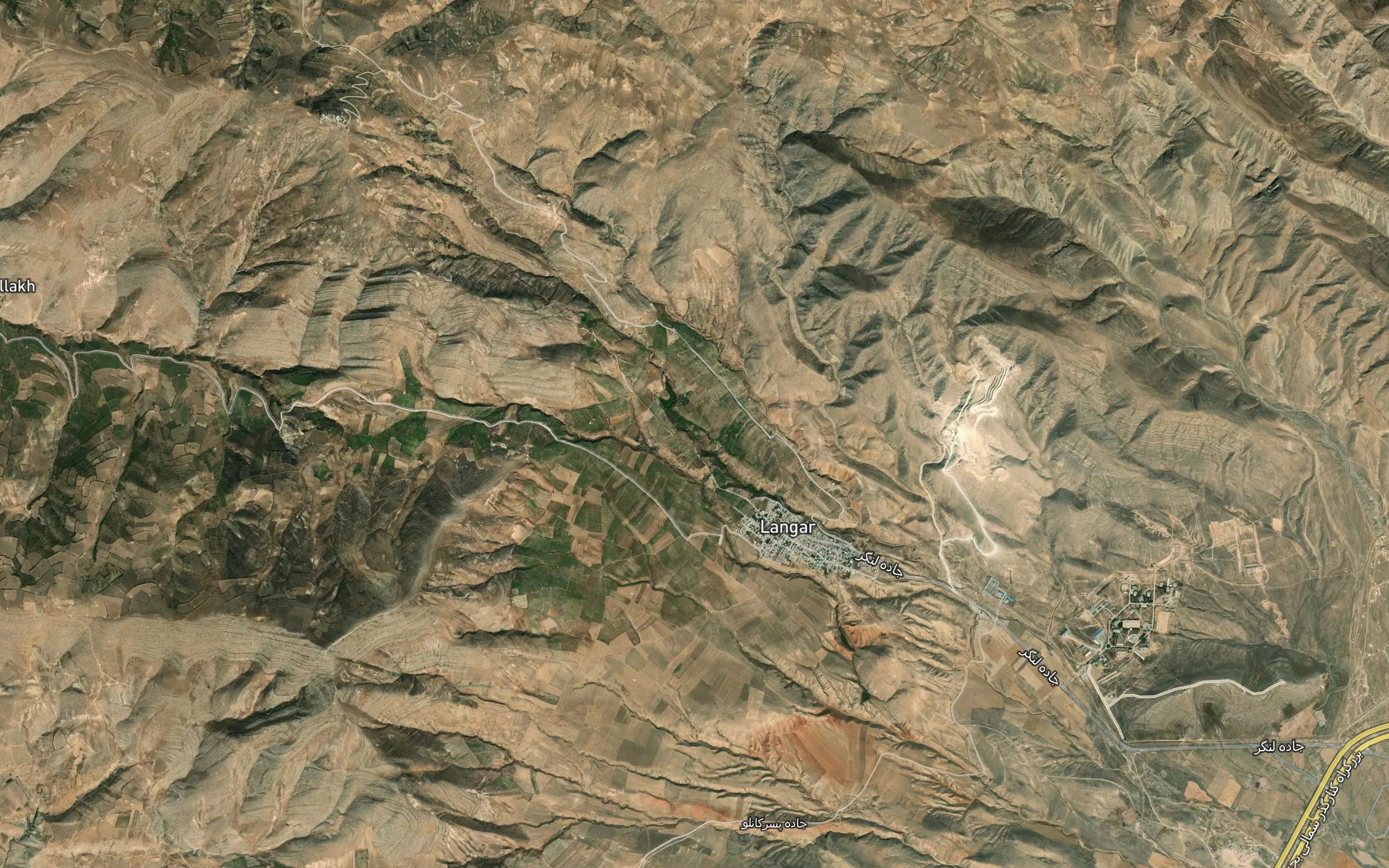 Darreh-ye Cheshmeh Chenar