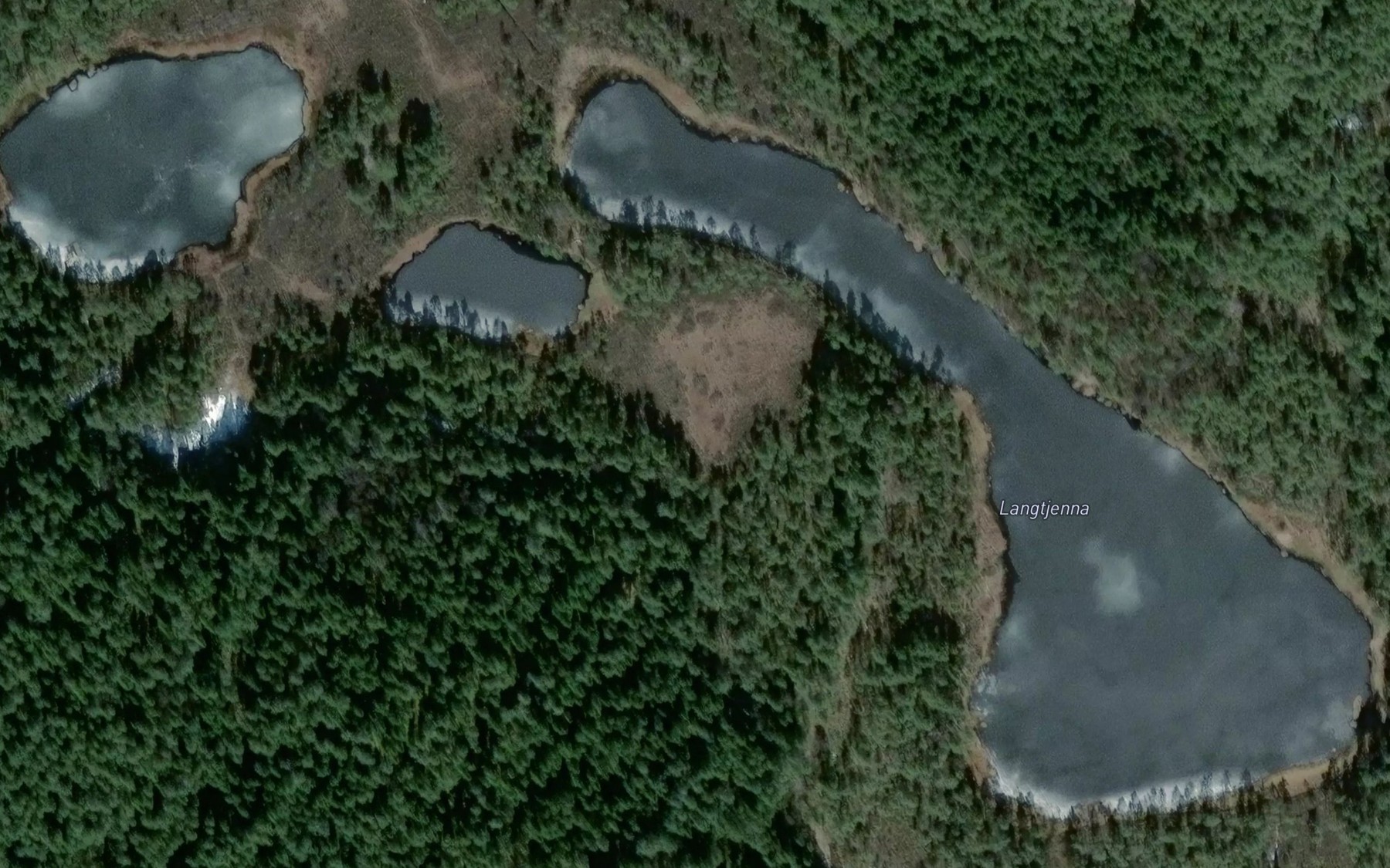 Satellite map of the Storelangtjennet