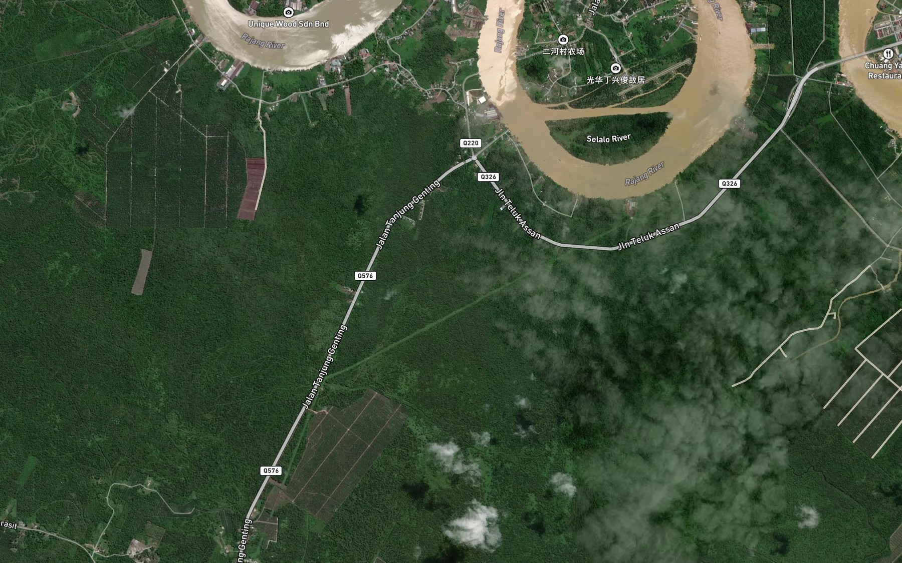 Satellite map of the Sungai Peradom