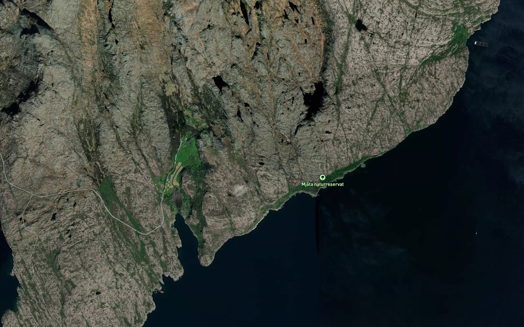 Satellite map of the Litle Mjatjorna