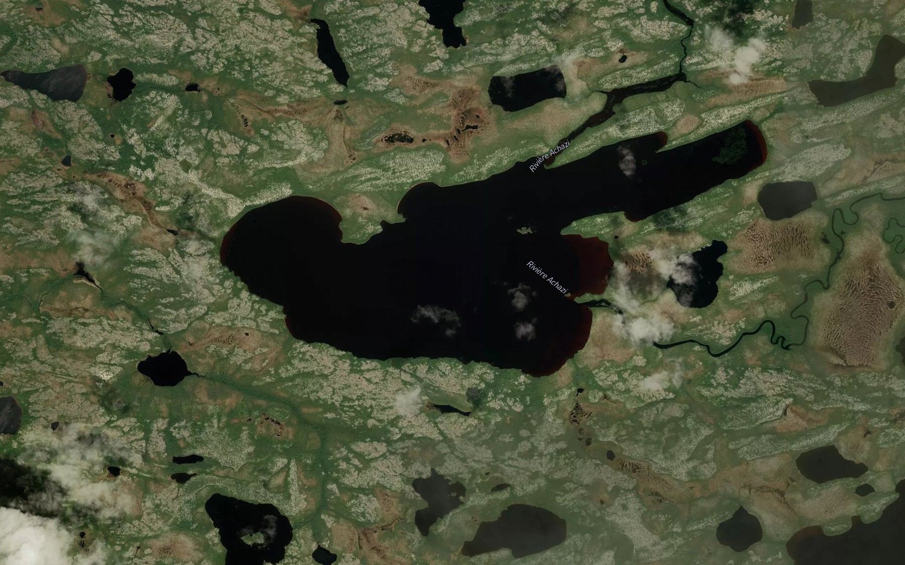 Satellite map of the Lac Atichikamis