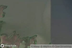 Bienvenue Outside Pond