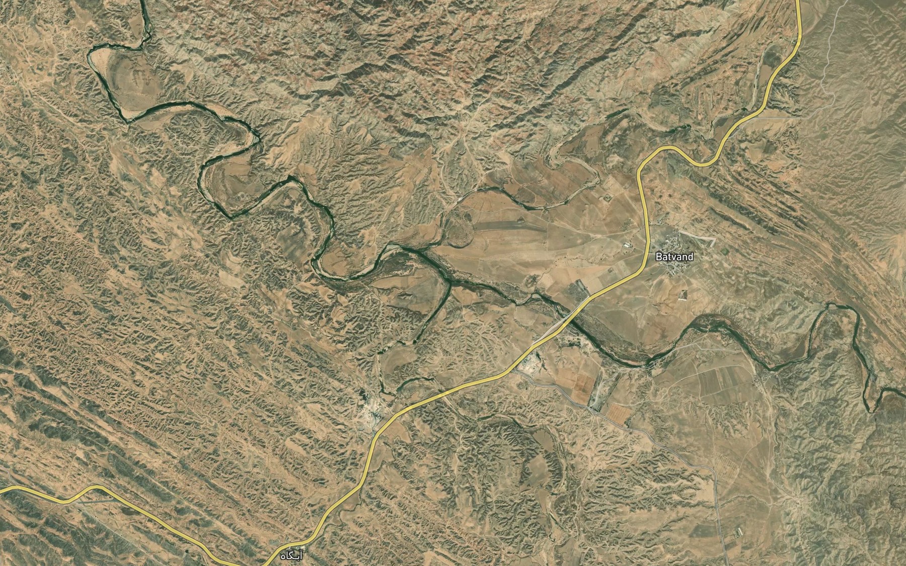 Satellite map of the Rudkhaneh-ye Ab Shur-e Batvand