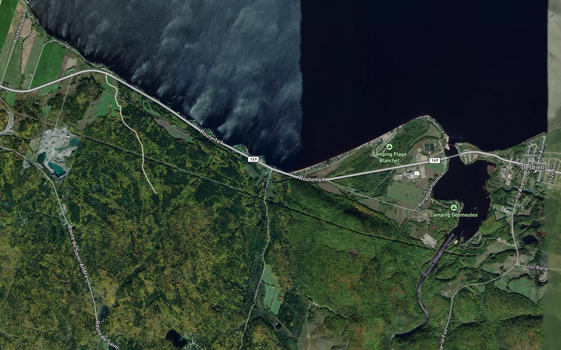 Satellite map of the Cours d'eau Bouchard