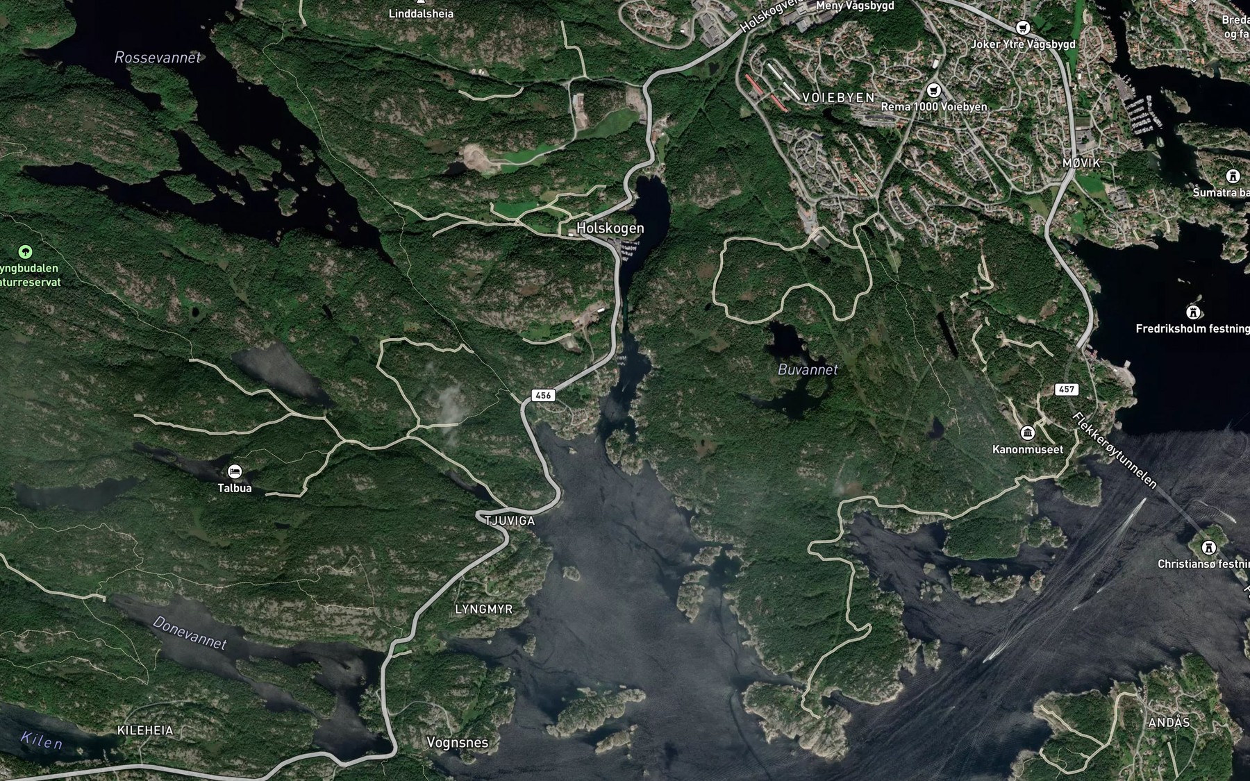 Satellite map of the Holskogkilen