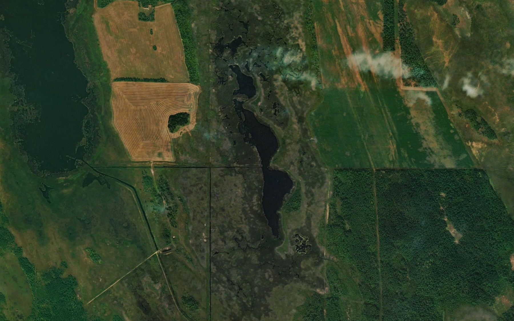 Satellite map of the Little Pockett Lake