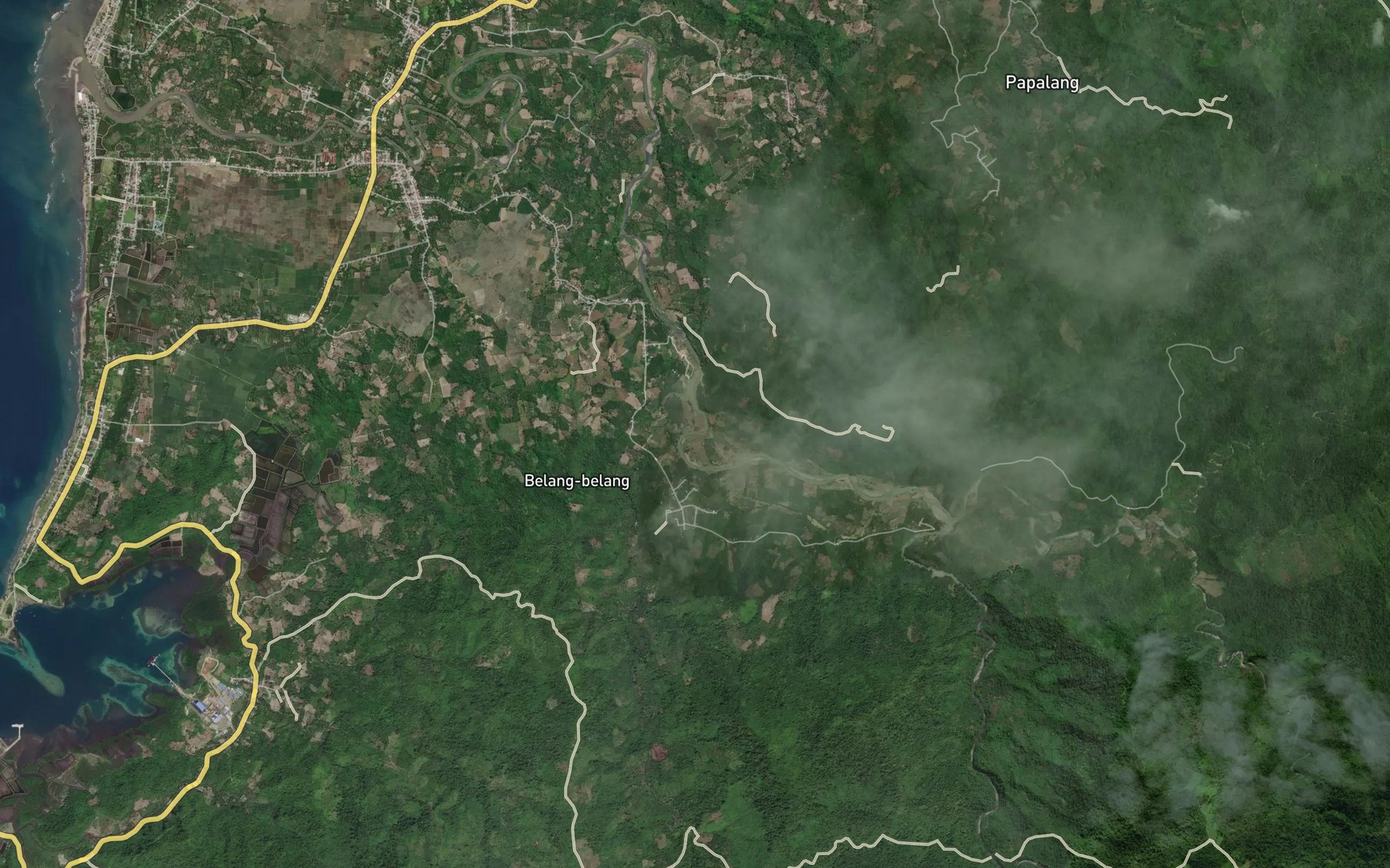 Satellite map of the Salu Batuampak