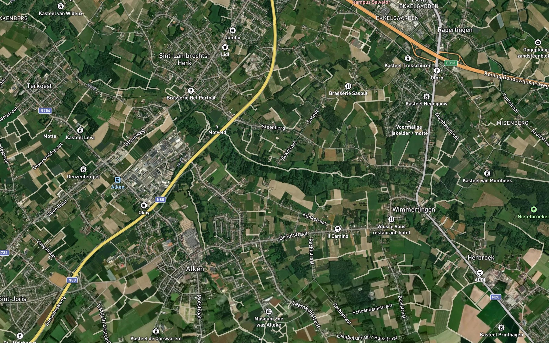 Satellite map of the Mombeek