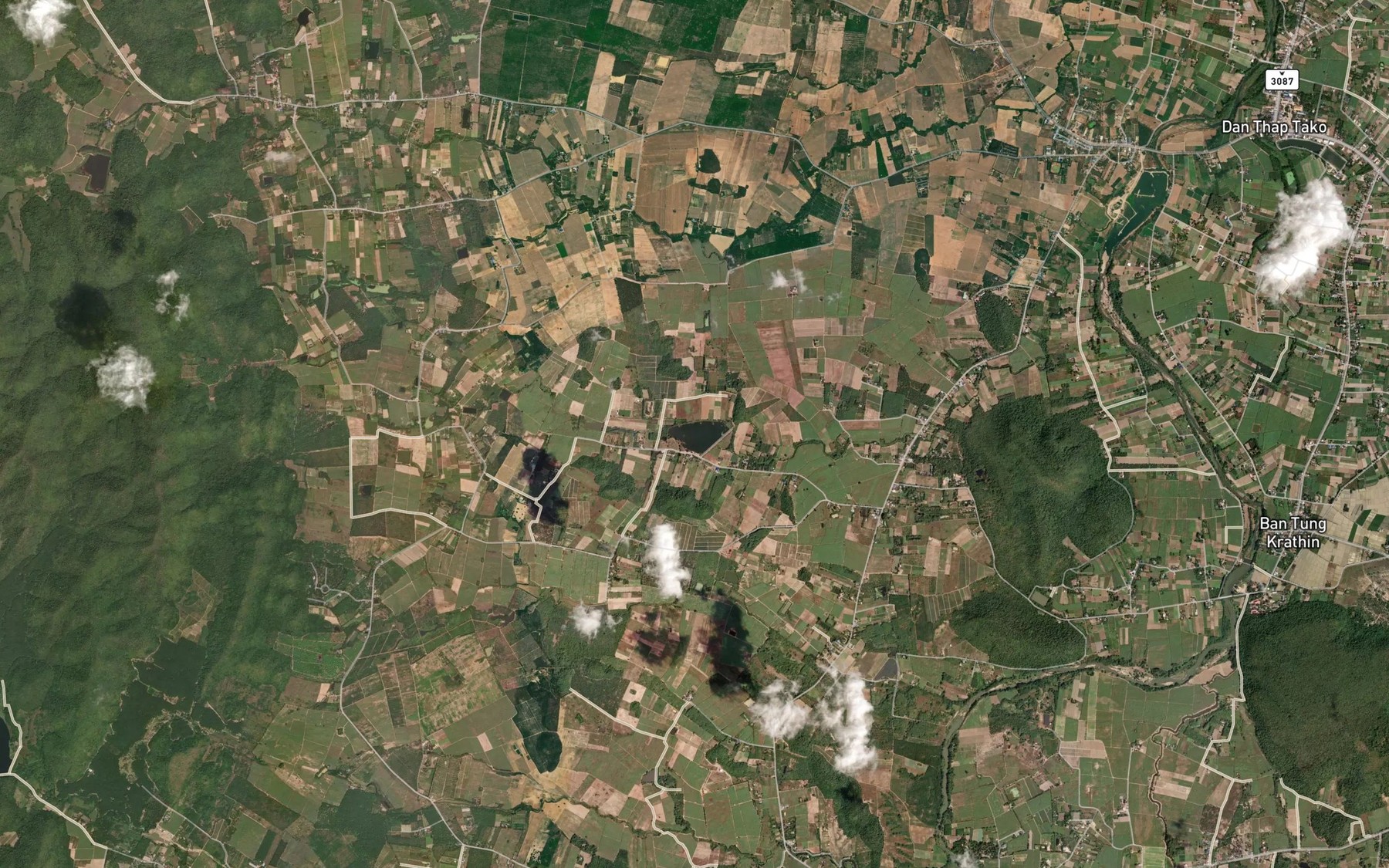 Satellite map of the Ang Kep Nam Nong Chan