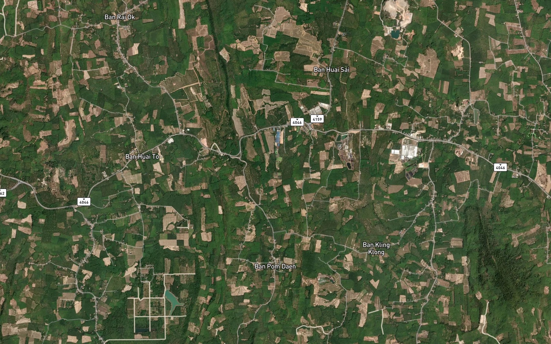 Satellite map of the Khlong Phom Den
