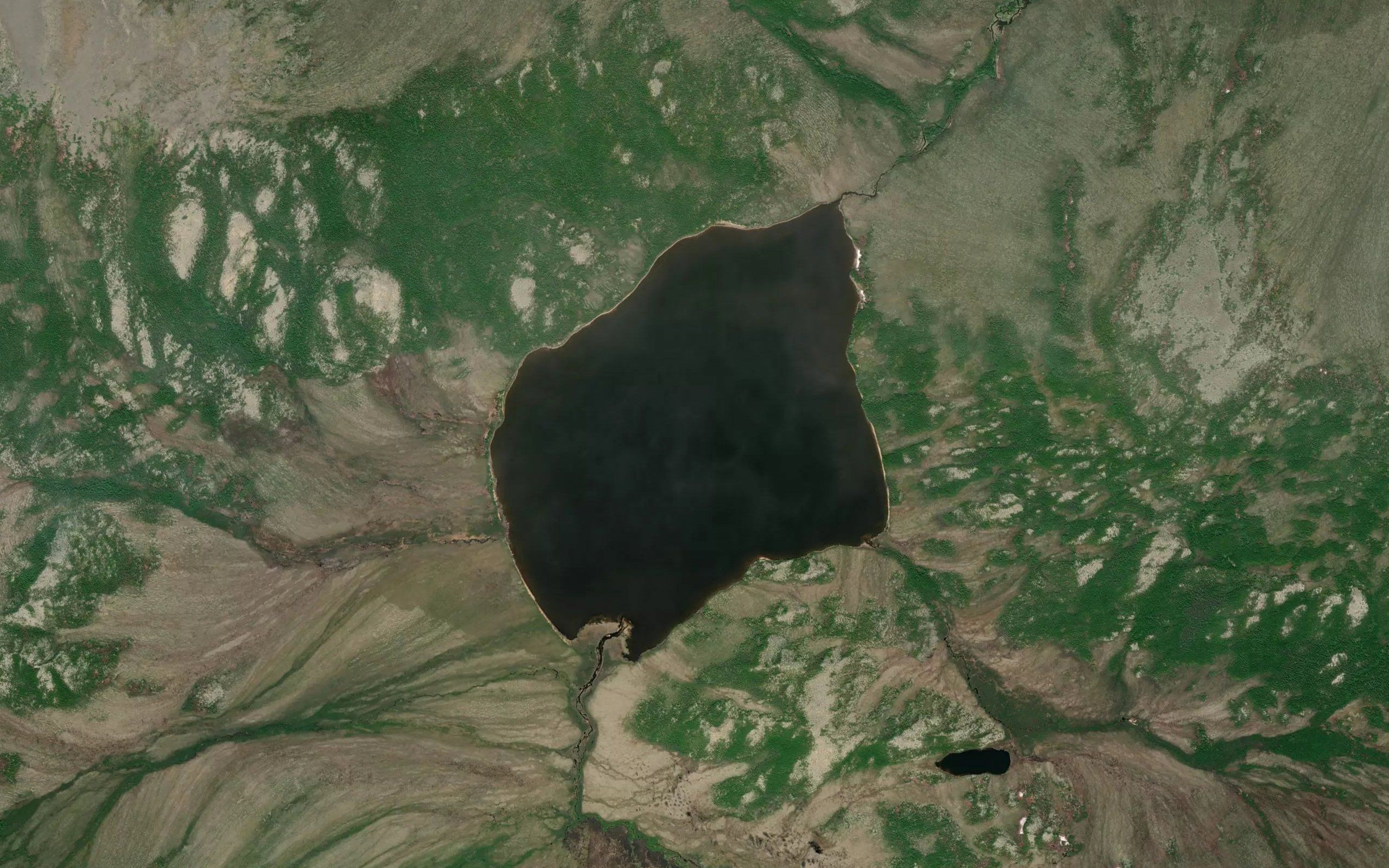 Tokusatatquaten Lake