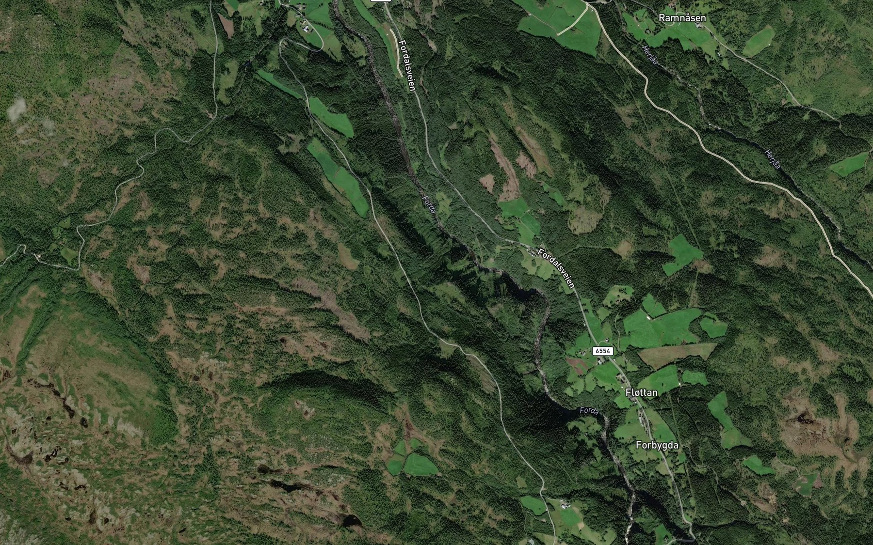 Satellite map of the Halvfarbekken