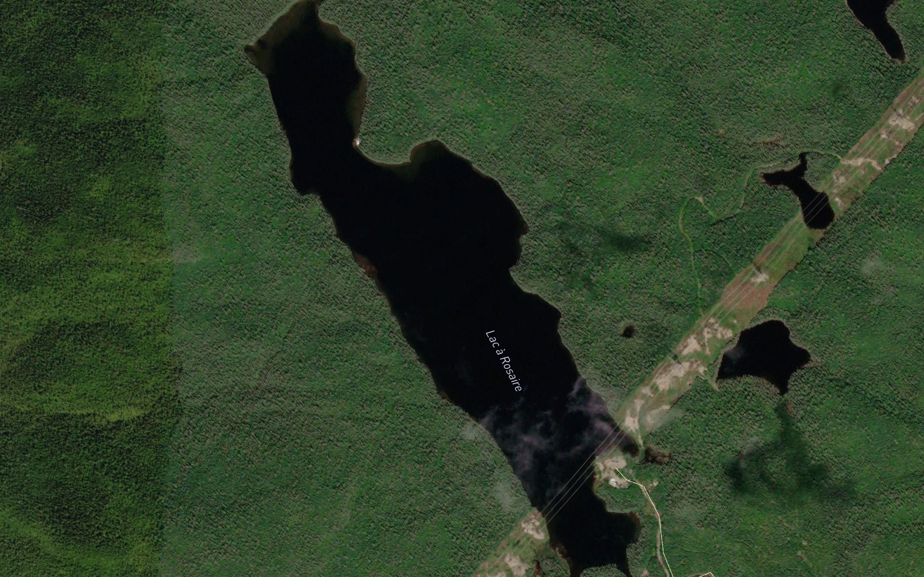Satellite map of the Lac a Rosaire