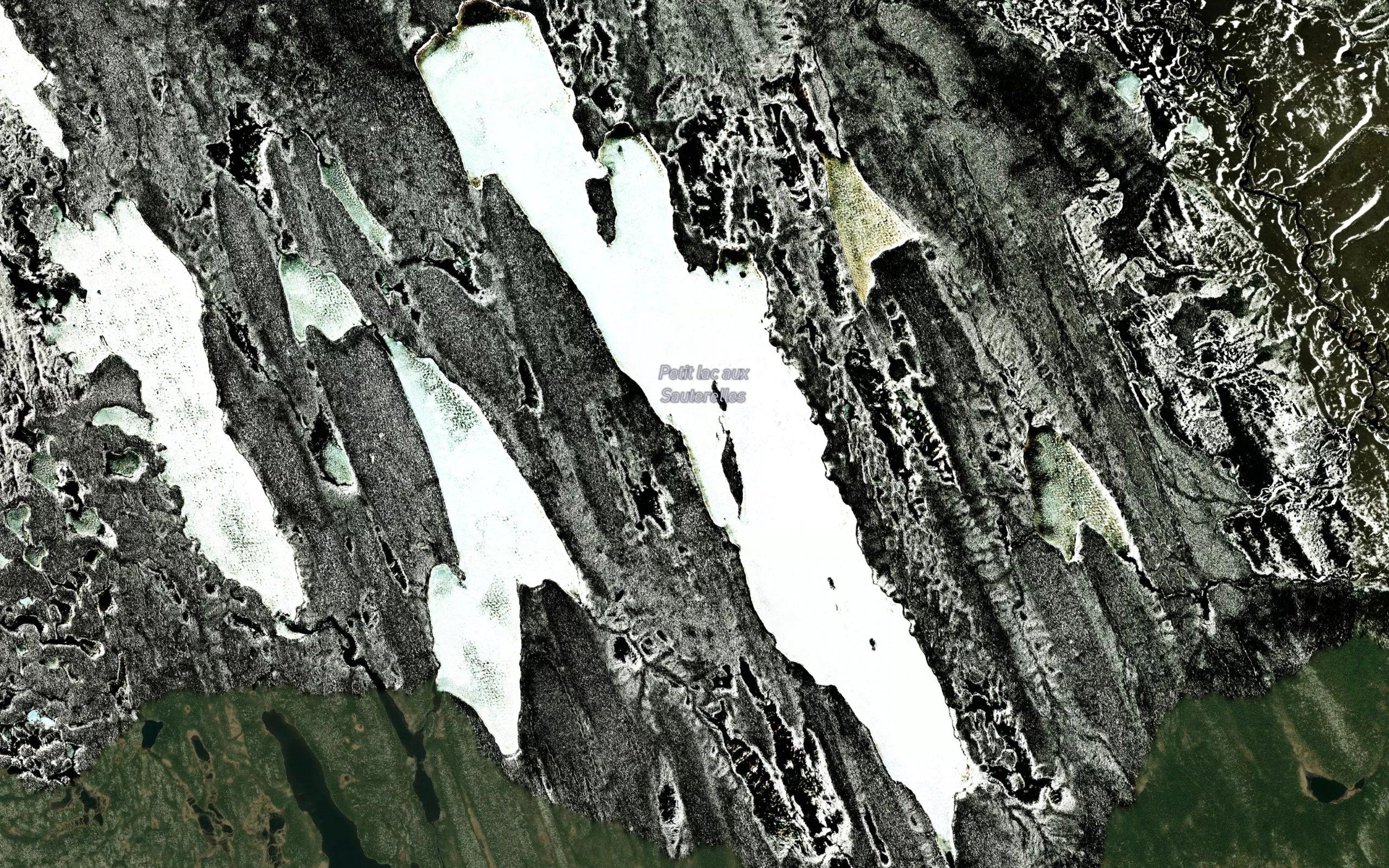 Petit lac aux Sauterelles