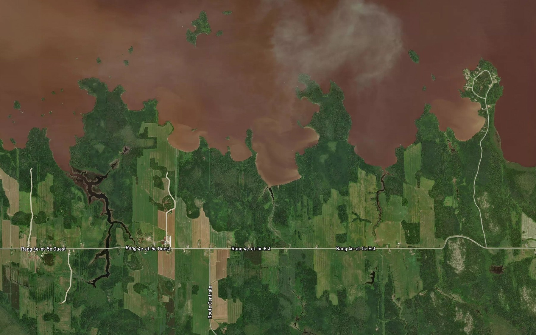 Satellite map of the Baie Cossette