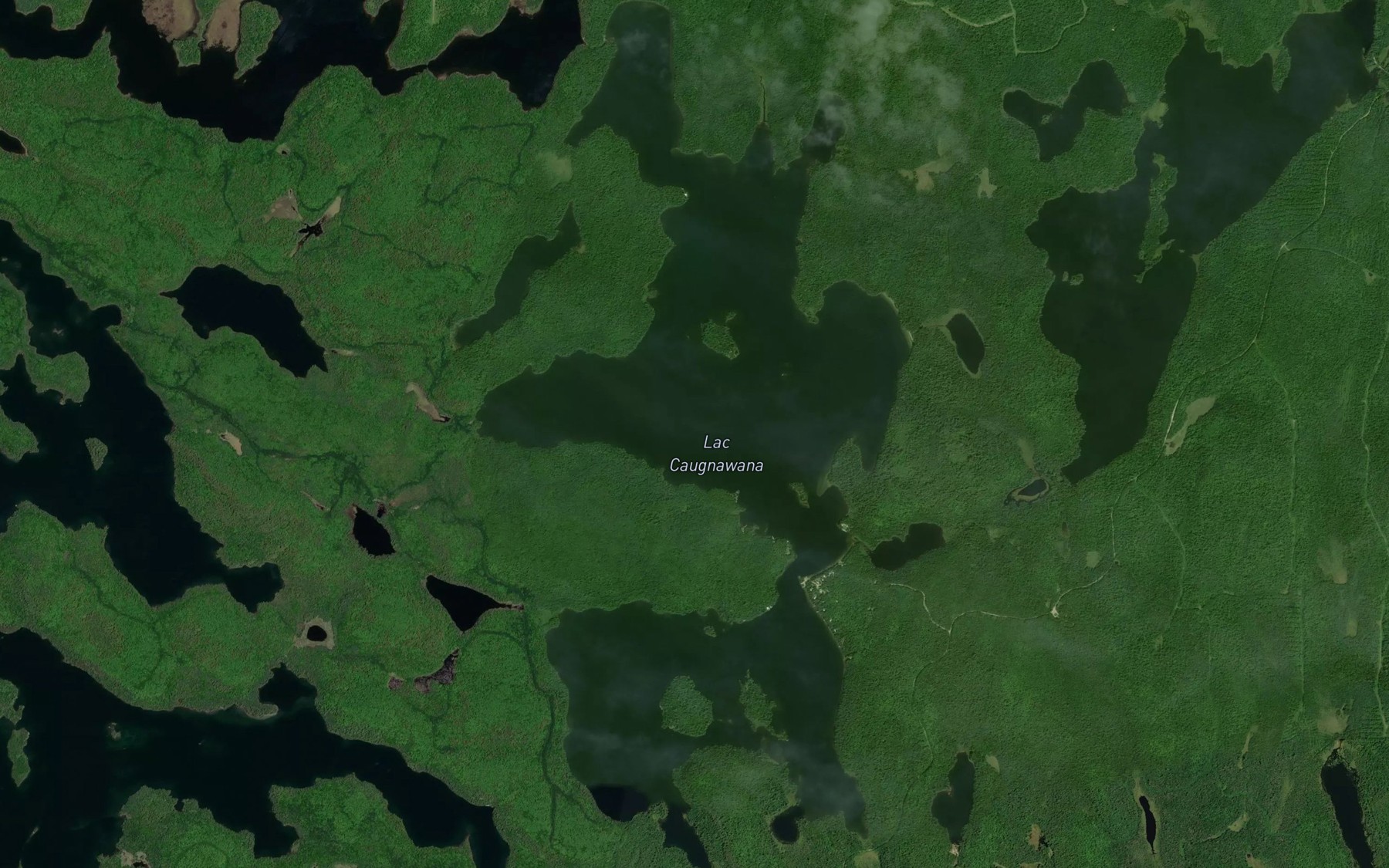 Satellite map of the Lac Caugnawana
