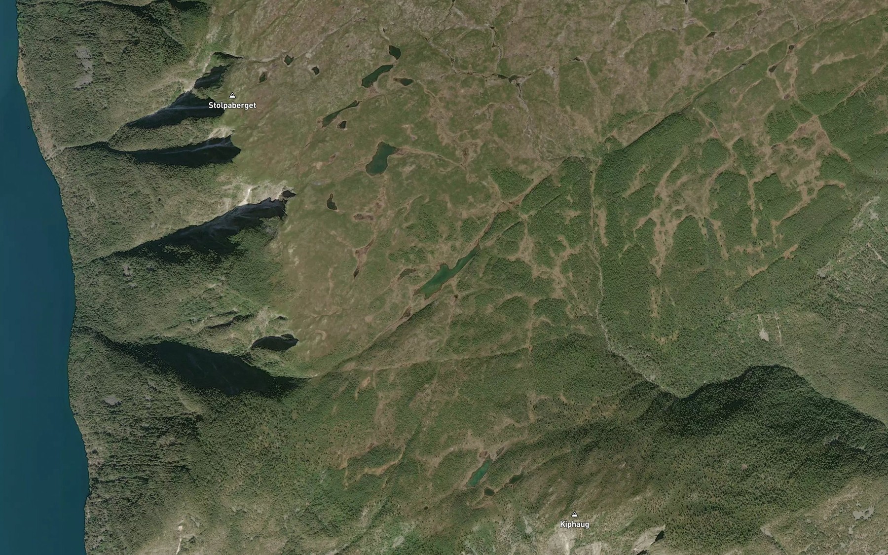 Satellite map of the Langeborvatnet