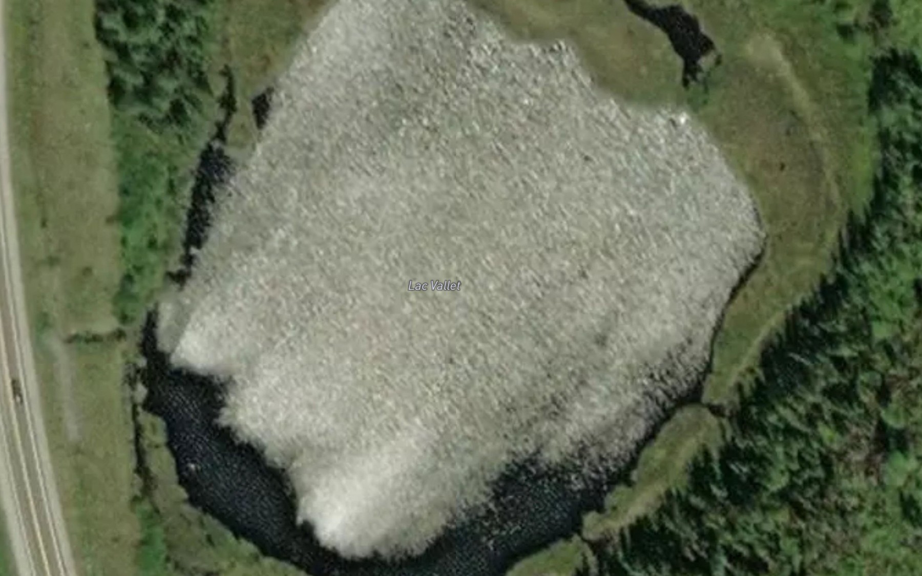 Satellite map of the Lac Vallet