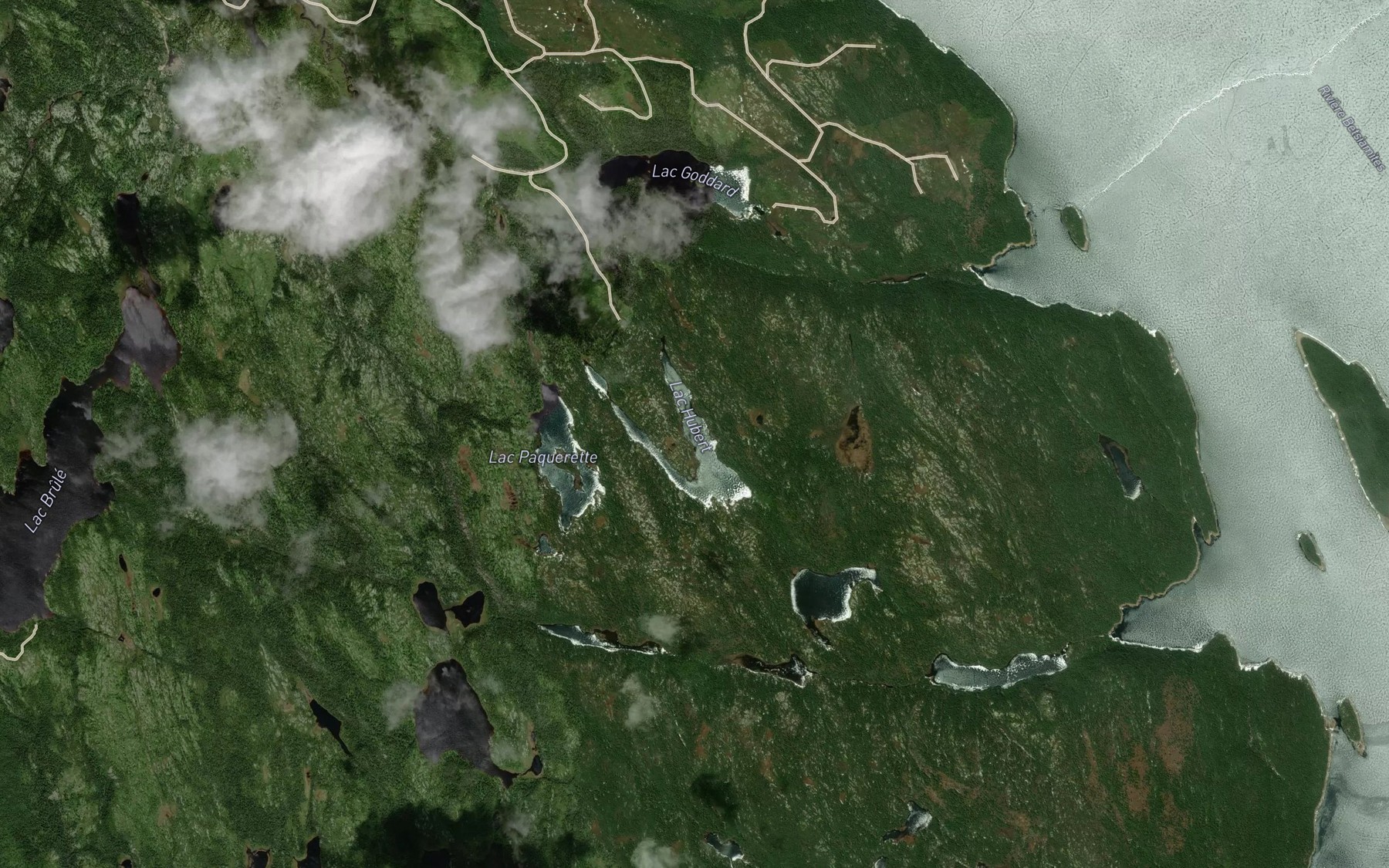 Satellite map of the Lac Hubert