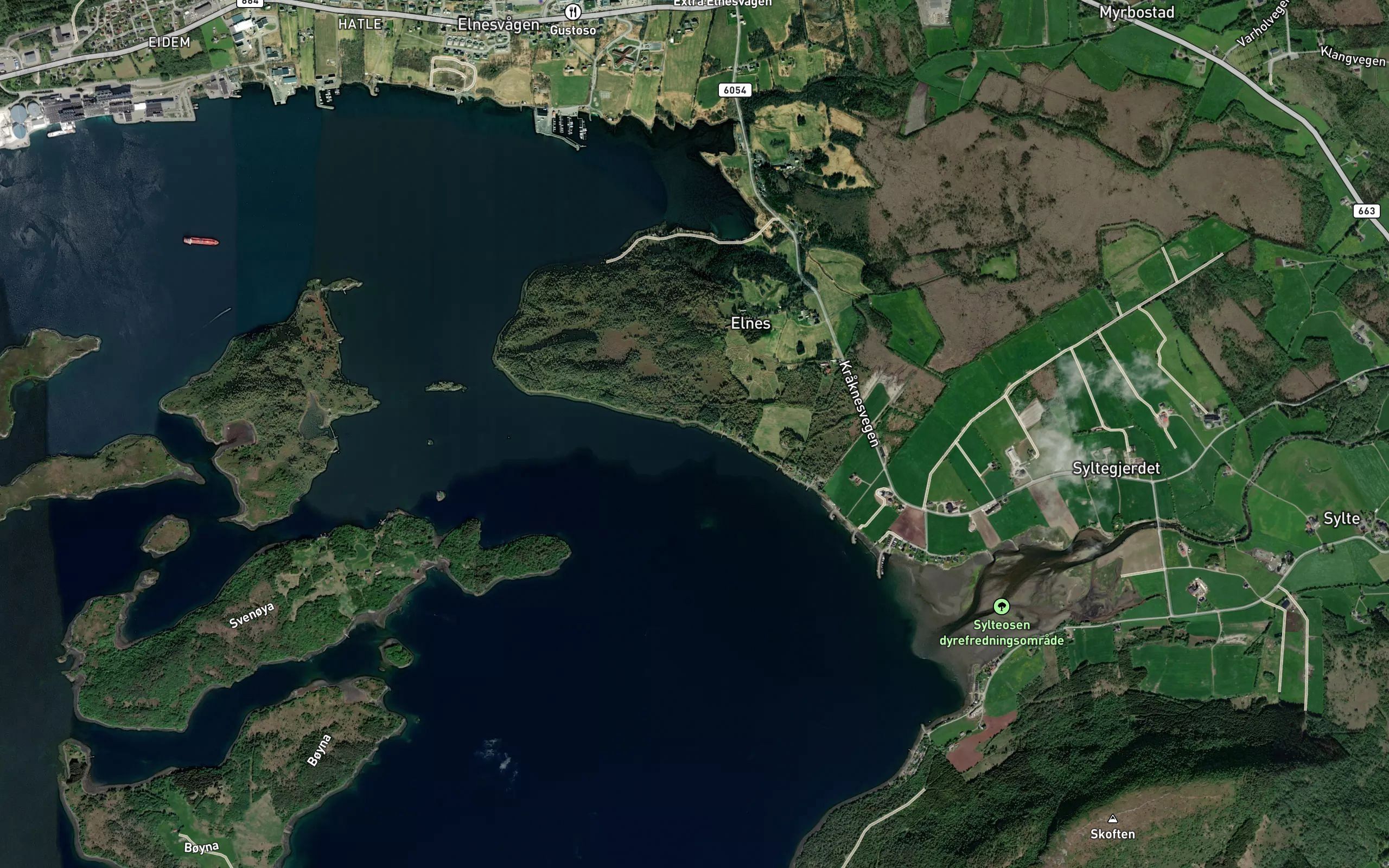 Kjovhaugbukta