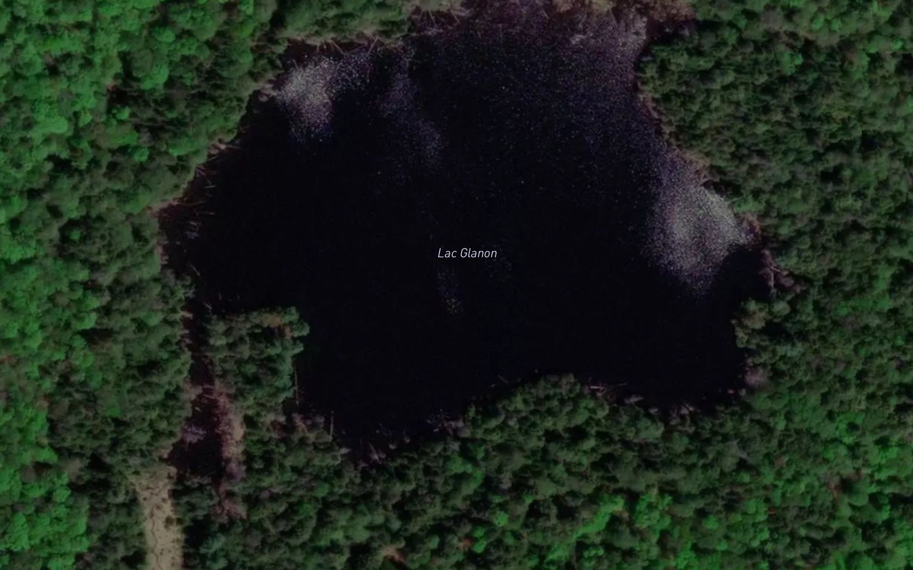 Satellite map of the Lac Glanon