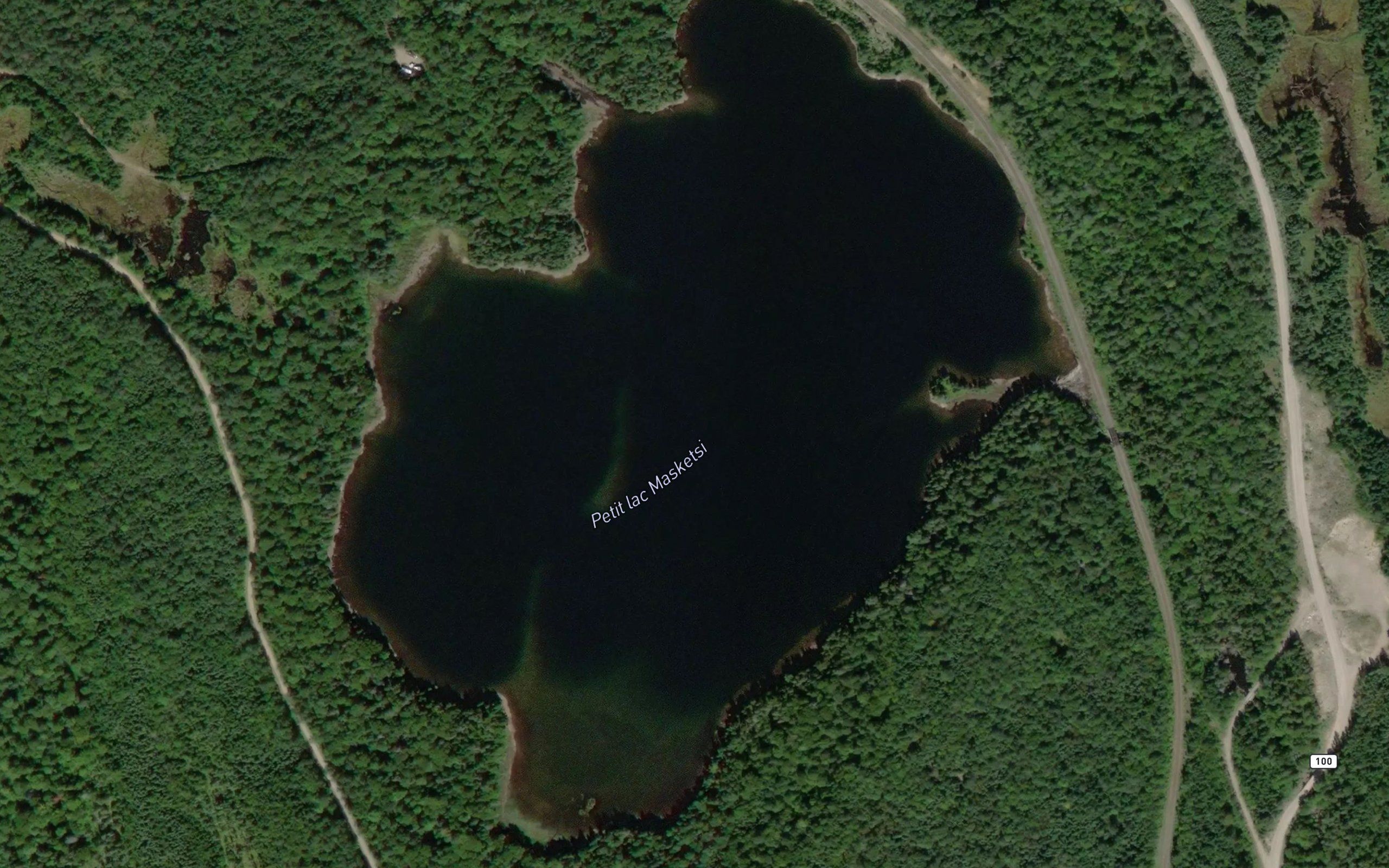 Petit lac Masketsi
