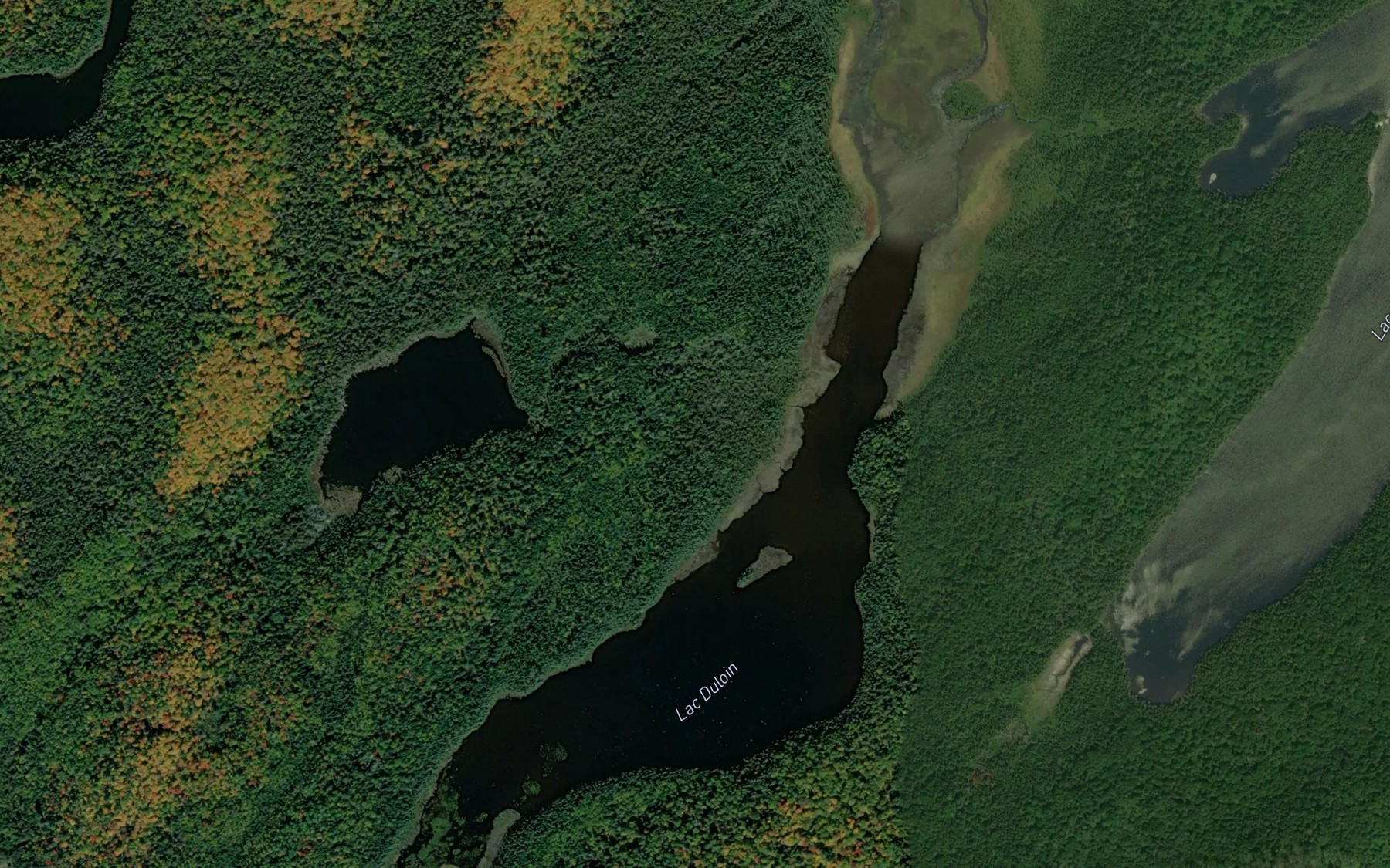 Satellite map of the Lac Duloin