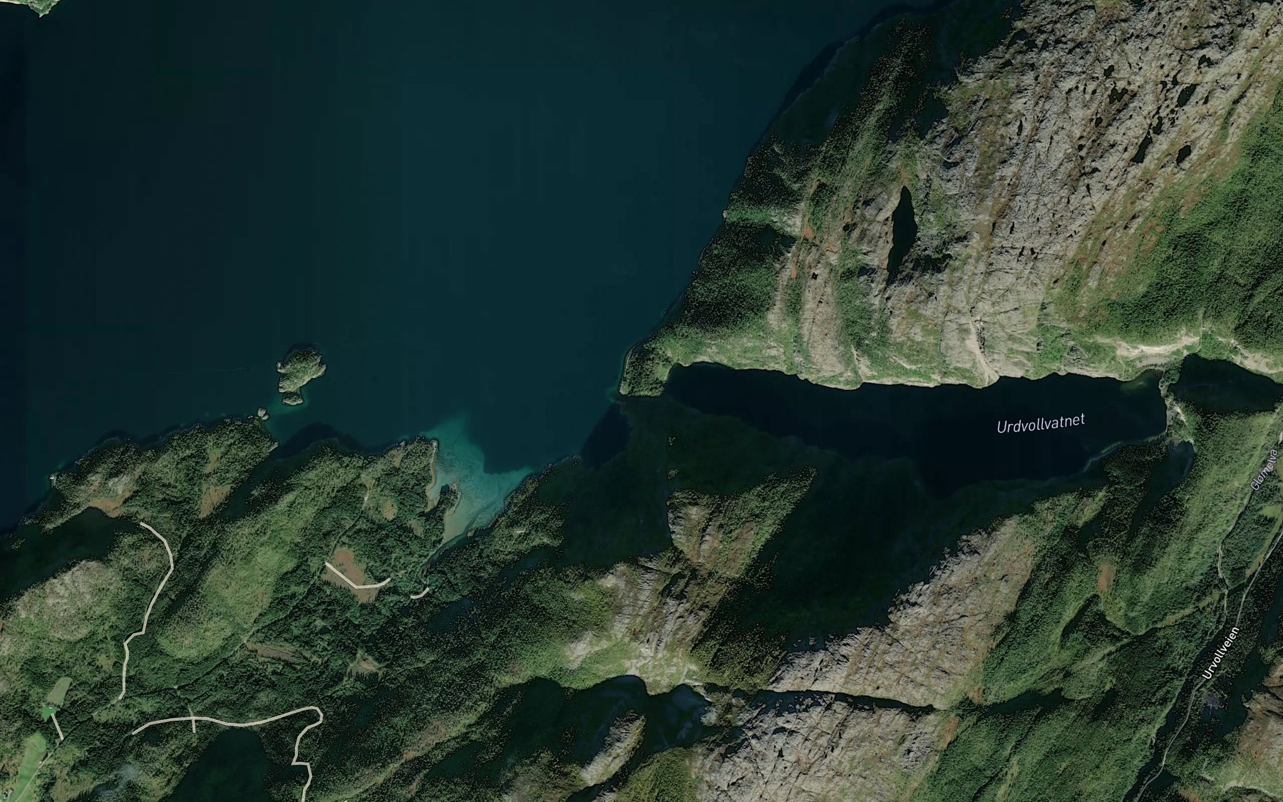 Satellite map of the Uraa